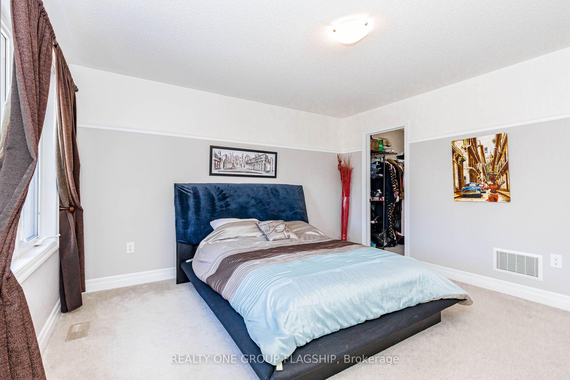 Photo 34 of 715 Casarin Crescent, Milton, Coates — HOMEH