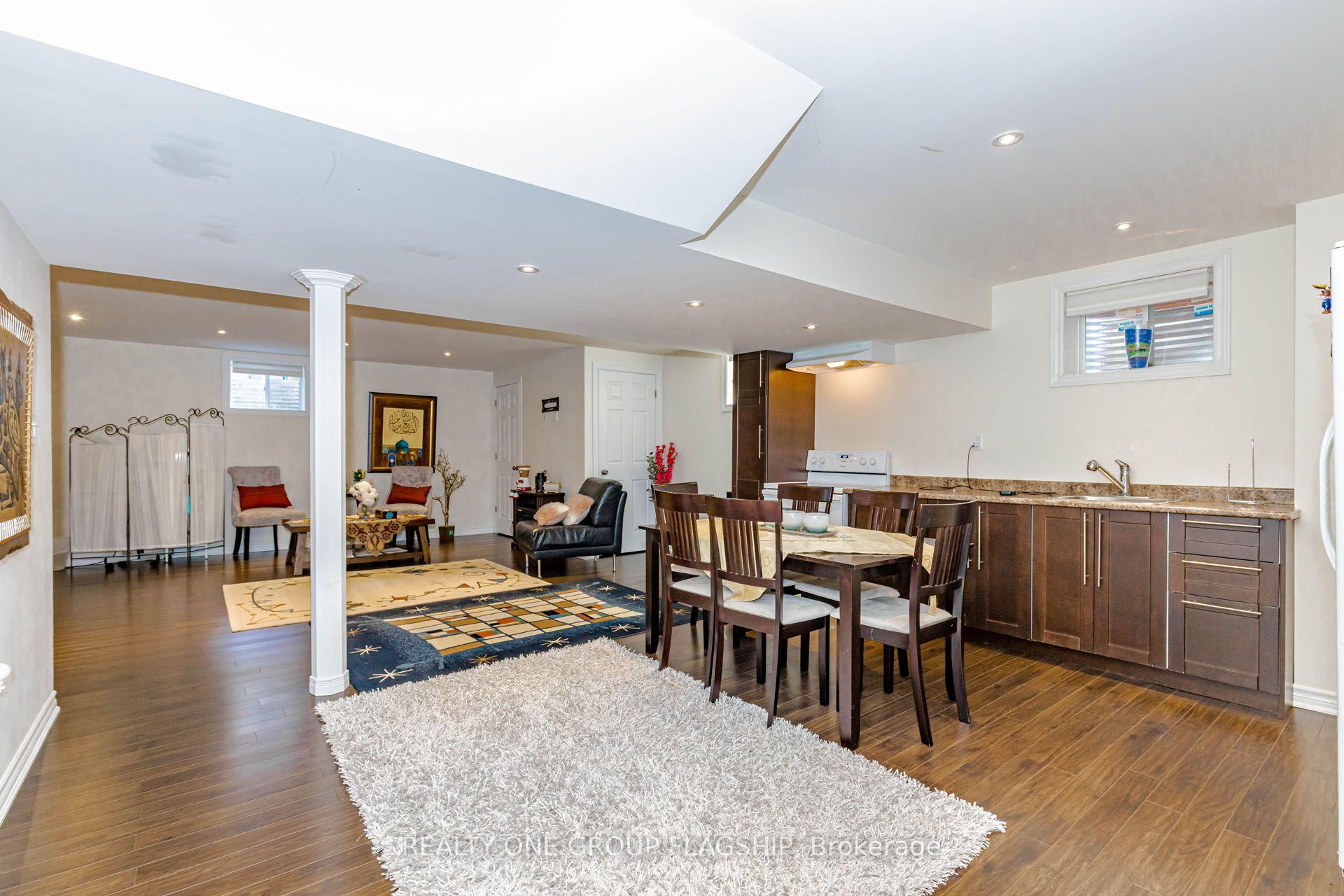 Photo 39 of 715 Casarin Crescent, Milton, Coates — HOMEH