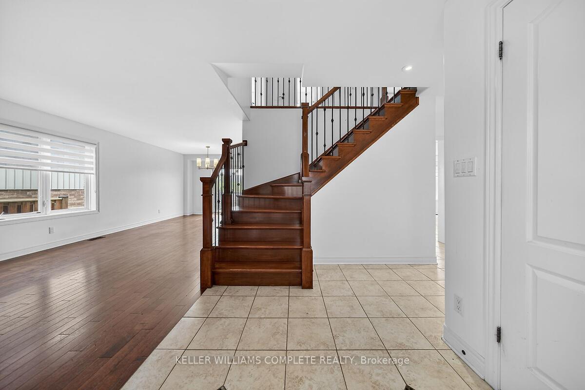 Photo 5 of 9128 Hendershot Boulevard, Niagara Falls, Forestview — HOMEH