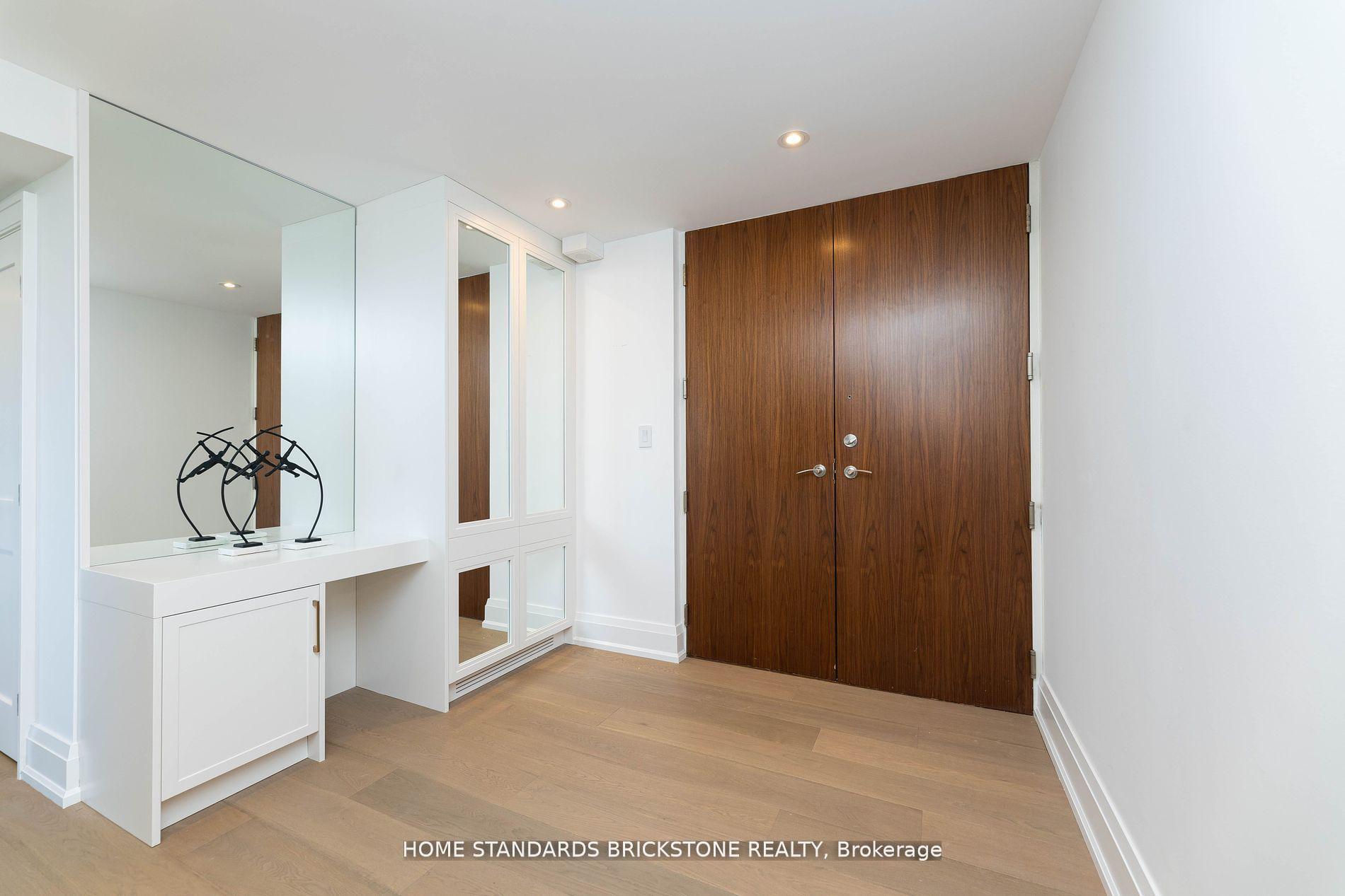Photo 5 of Unit 9D, 66 Collier Street, Toronto, Rosedale-Moore Park — HOMEH