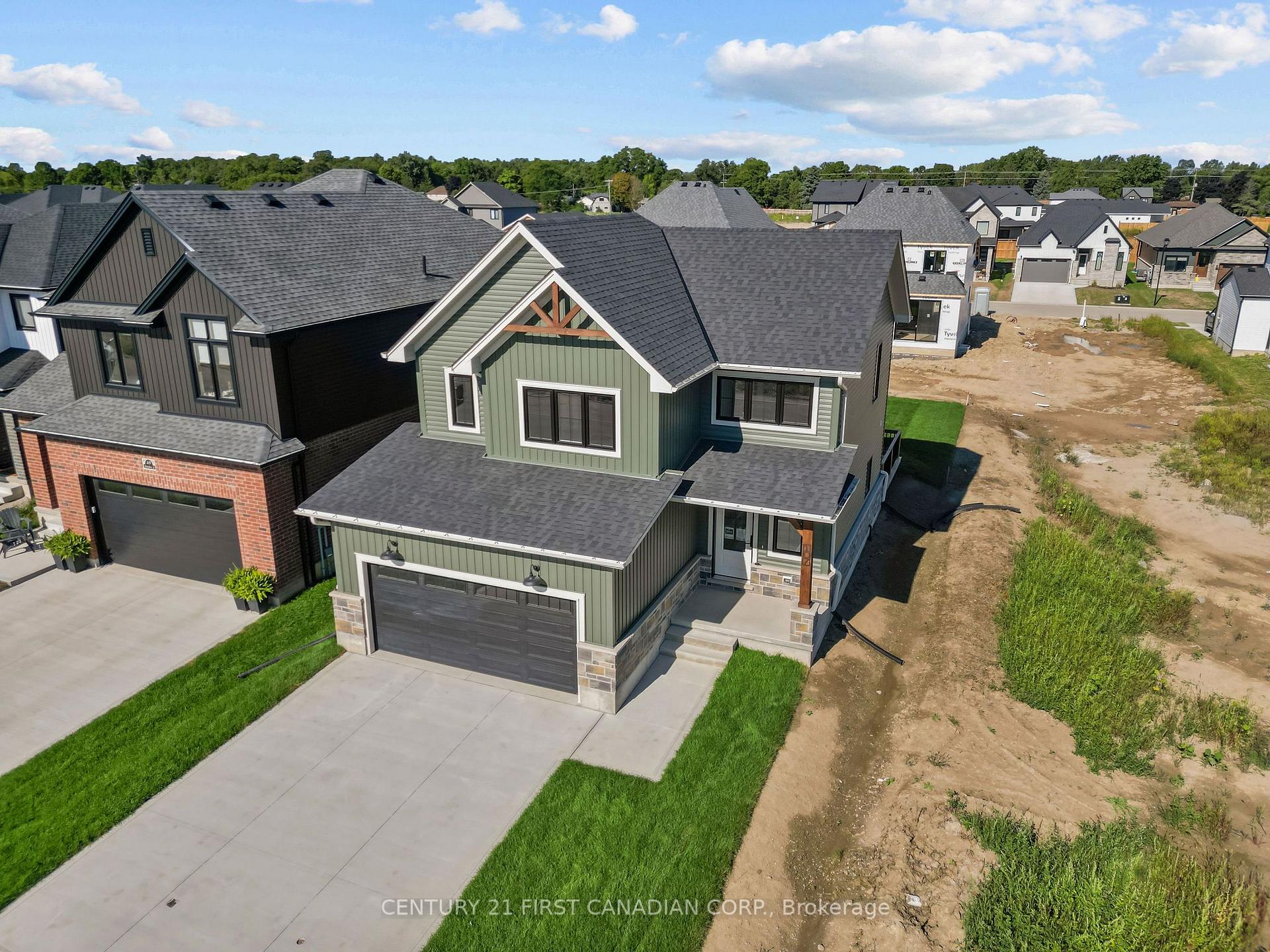 Photo 4 of 107 Sheldabren Street, North Middlesex, Ailsa Craig — HOMEH