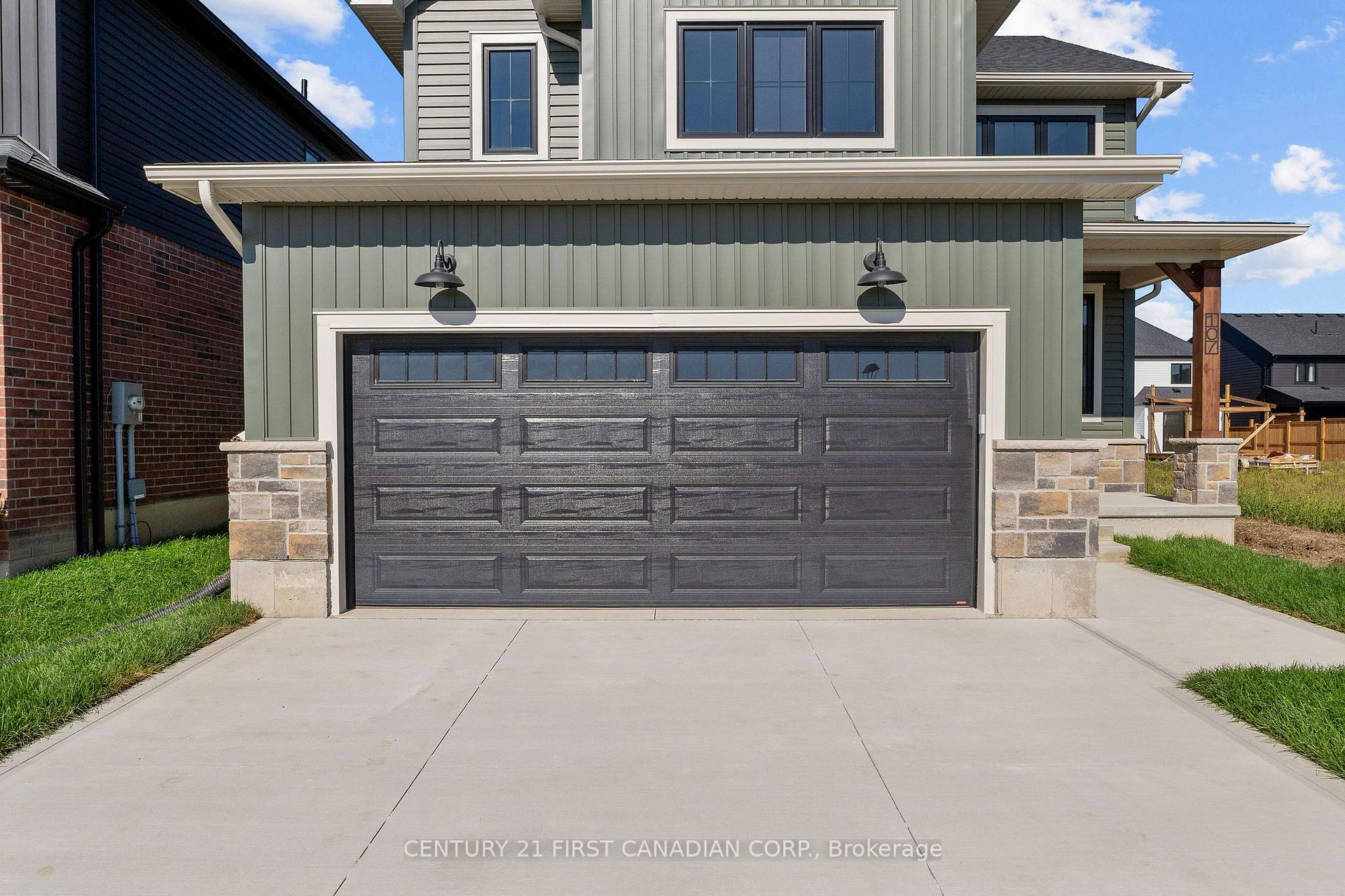 Photo 6 of 107 Sheldabren Street, North Middlesex, Ailsa Craig — HOMEH