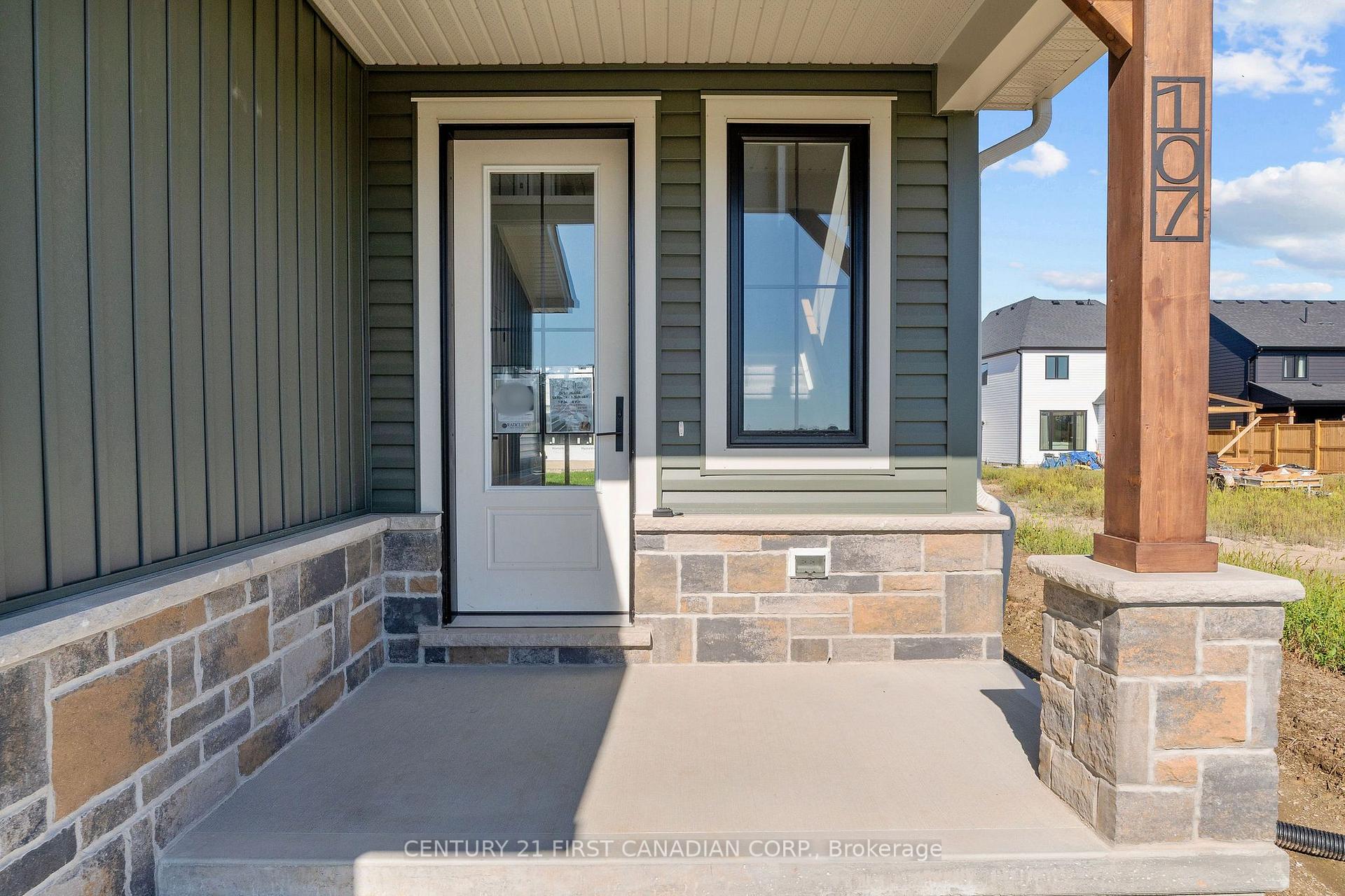 Photo 7 of 107 Sheldabren Street, North Middlesex, Ailsa Craig — HOMEH
