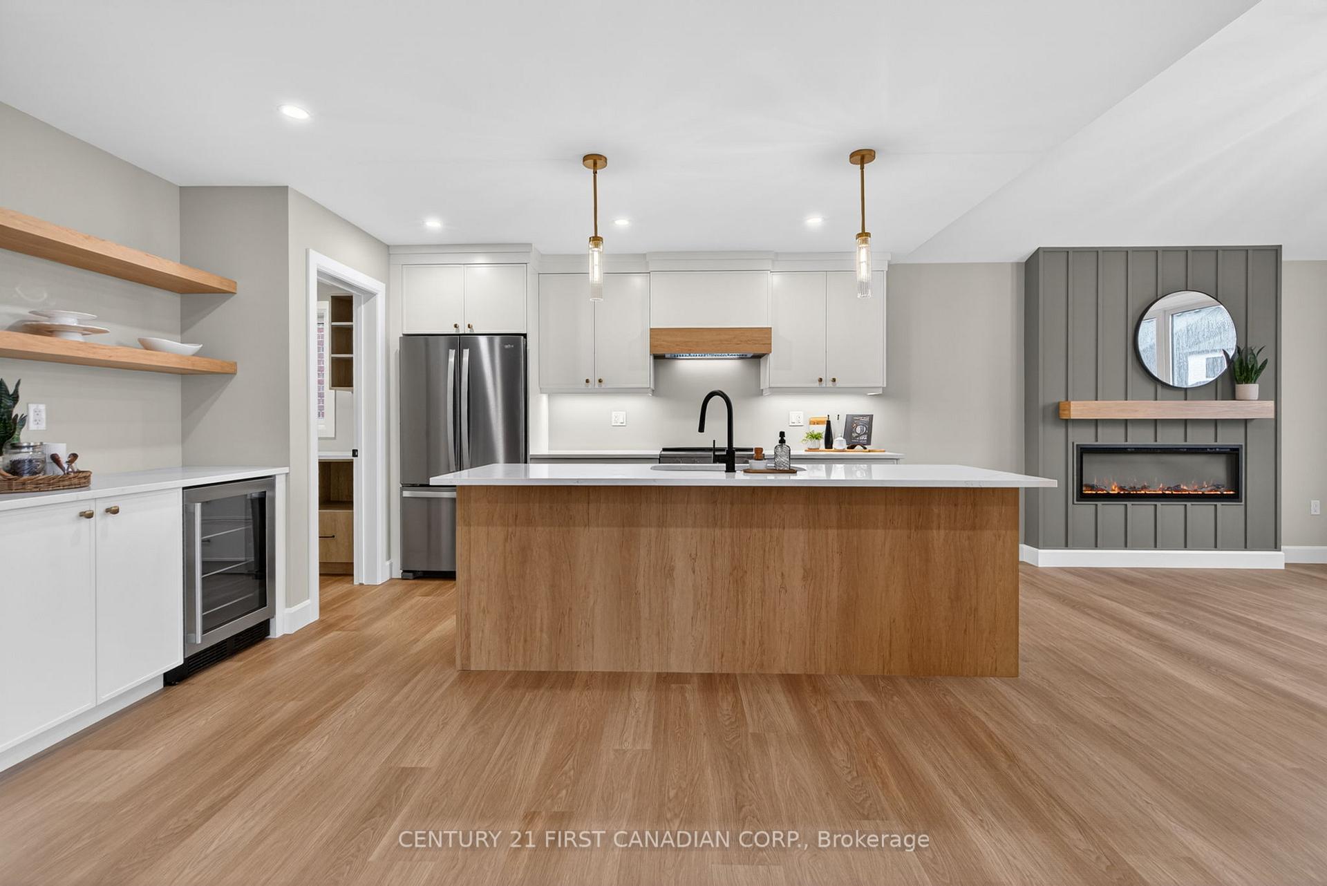 Photo 10 of 107 Sheldabren Street, North Middlesex, Ailsa Craig — HOMEH