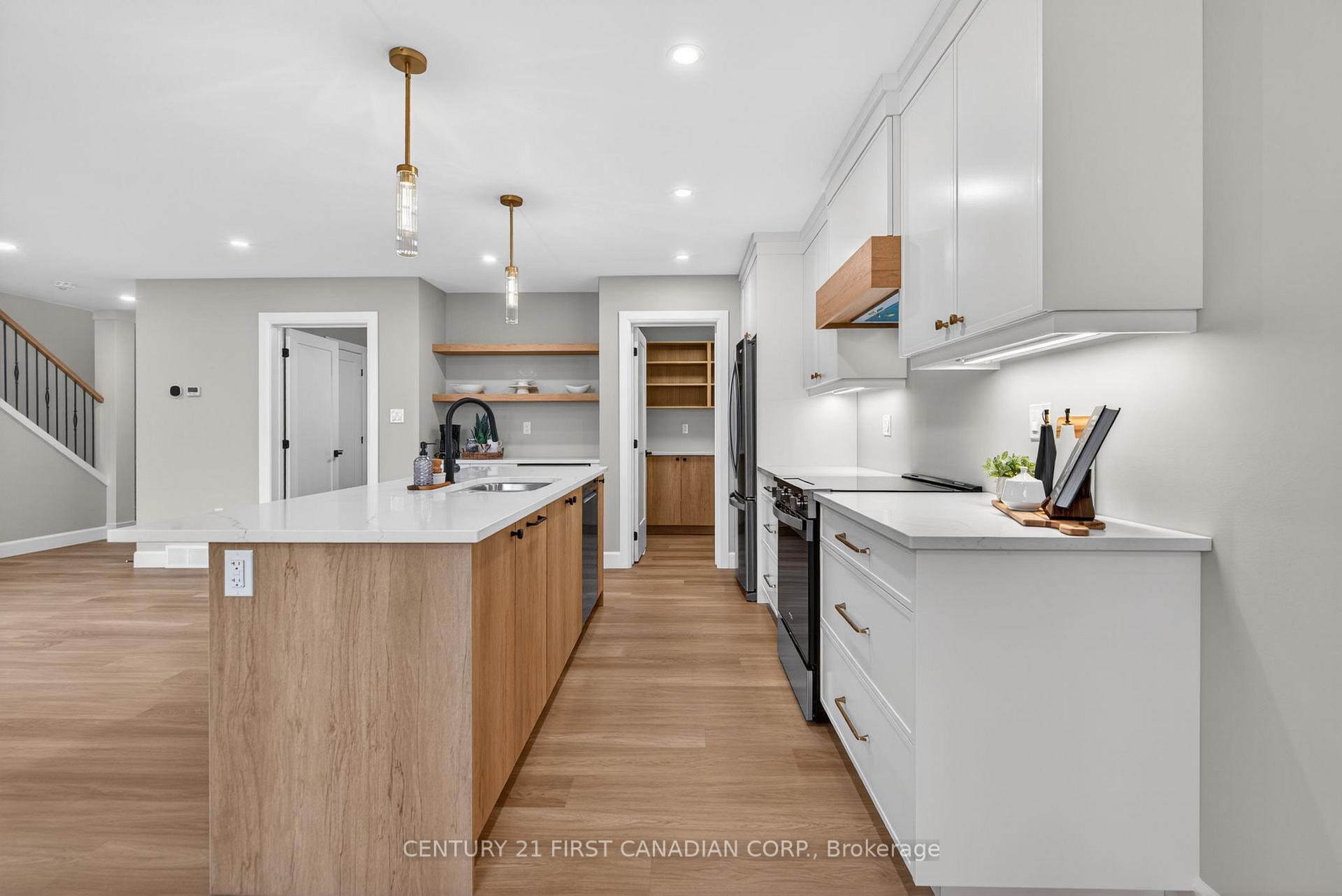 Photo 12 of 107 Sheldabren Street, North Middlesex, Ailsa Craig — HOMEH