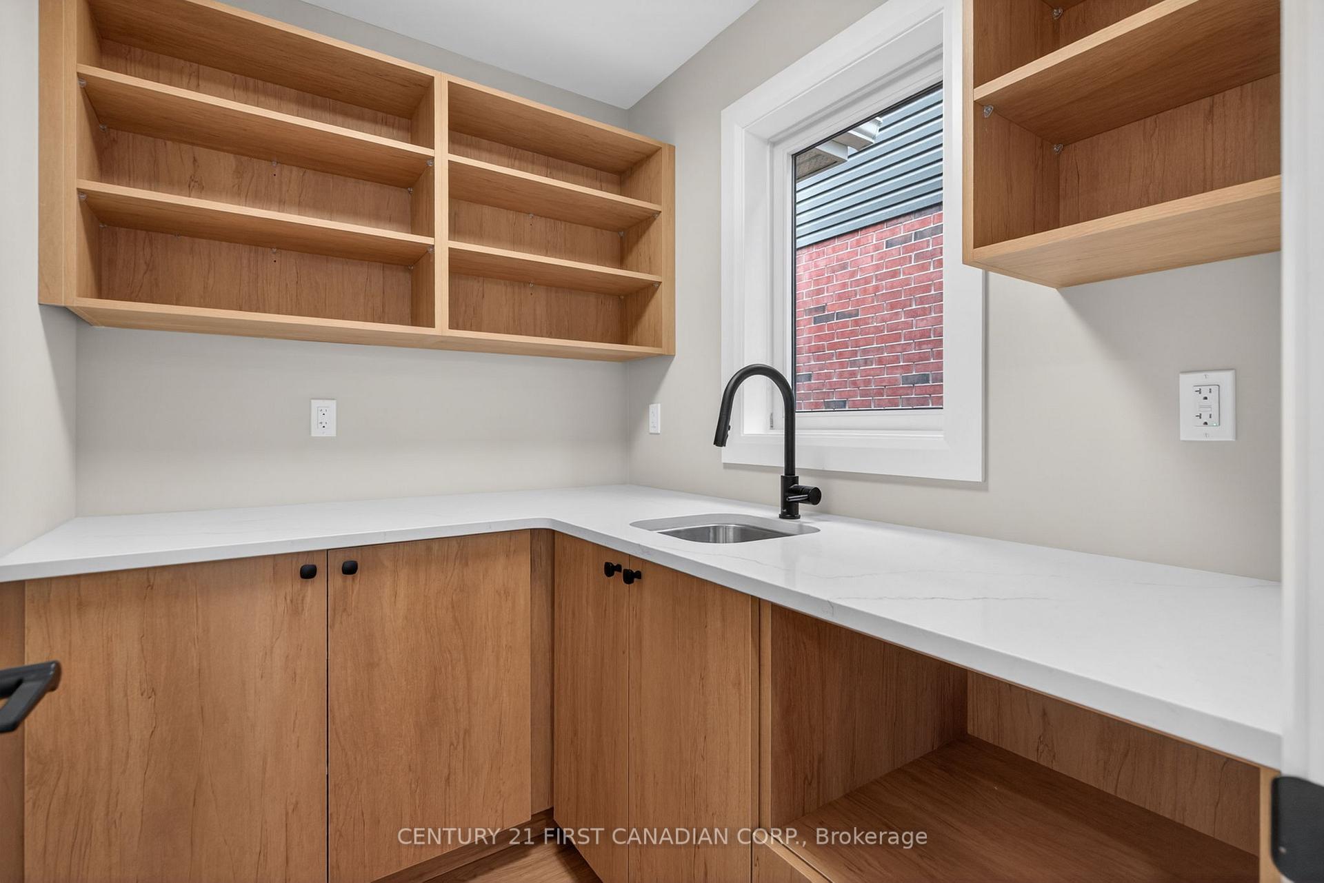 Photo 13 of 107 Sheldabren Street, North Middlesex, Ailsa Craig — HOMEH