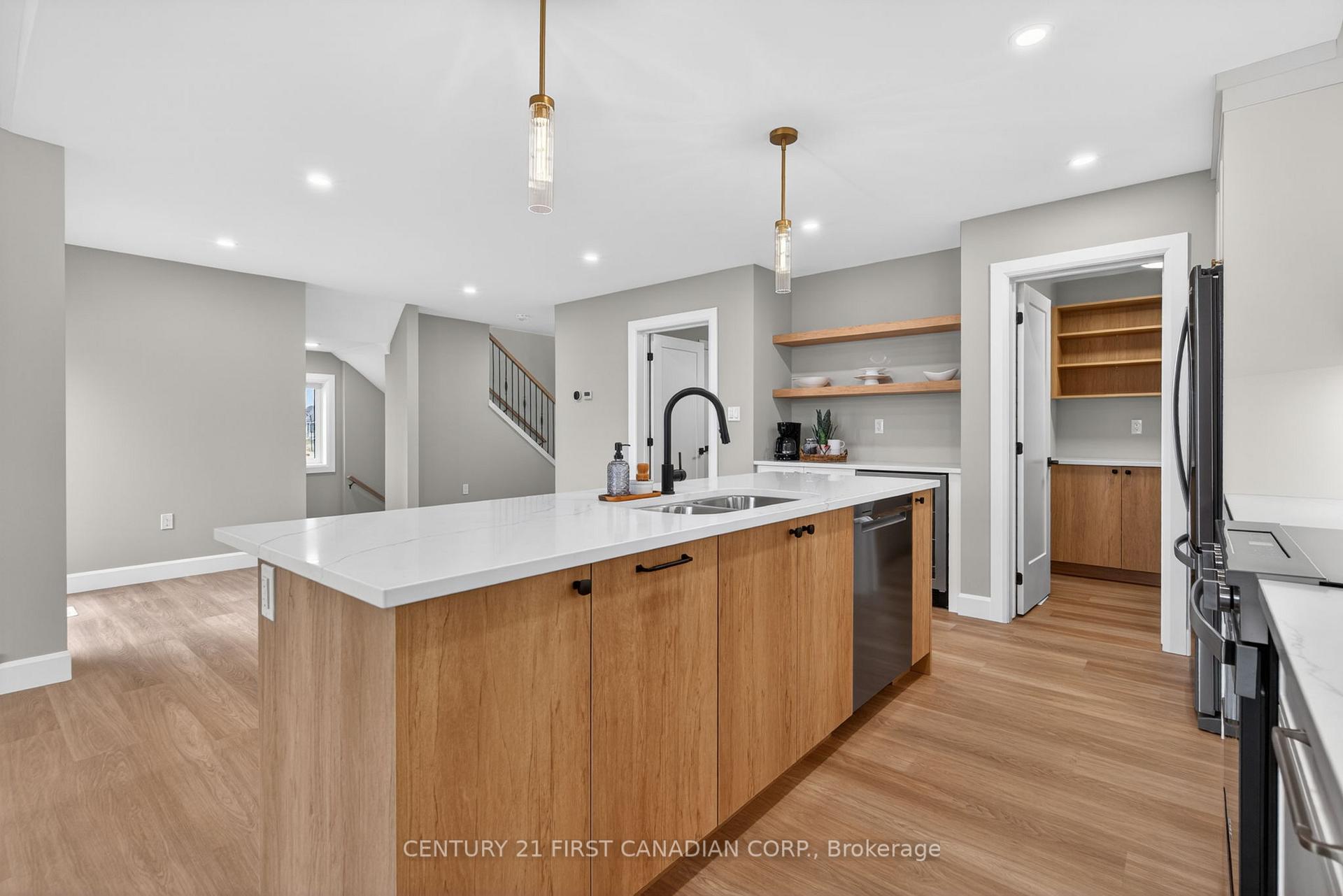 Photo 14 of 107 Sheldabren Street, North Middlesex, Ailsa Craig — HOMEH