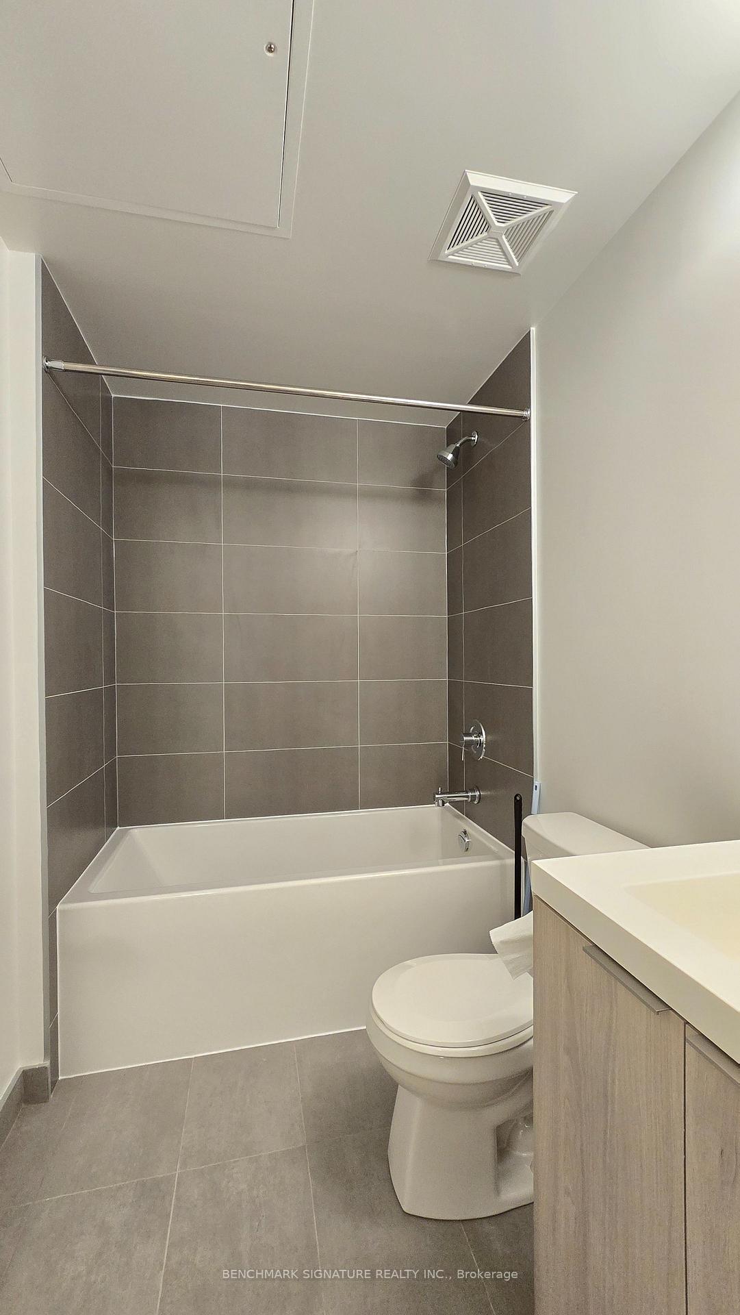 Photo 6 of Unit 4603, 8 Widmer Street, Toronto, Waterfront Communities — HOMEH