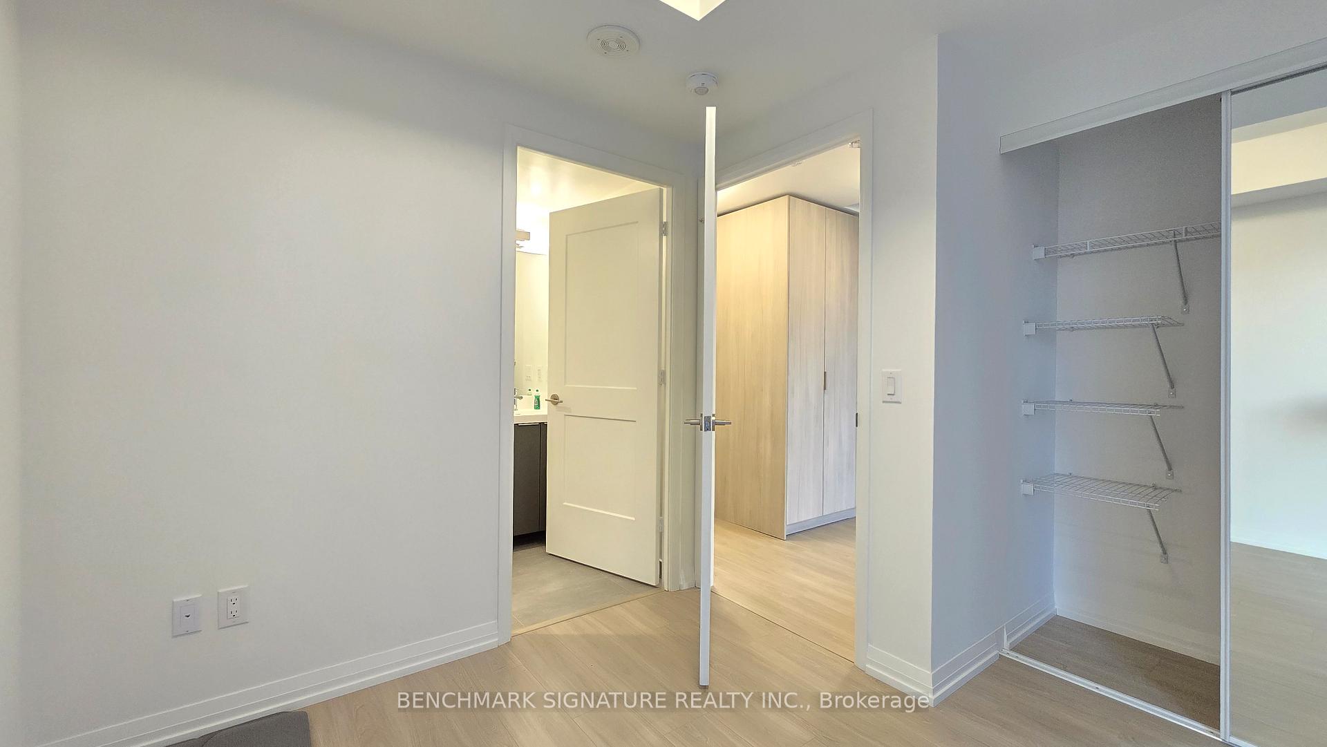 Photo 10 of Unit 4603, 8 Widmer Street, Toronto, Waterfront Communities — HOMEH