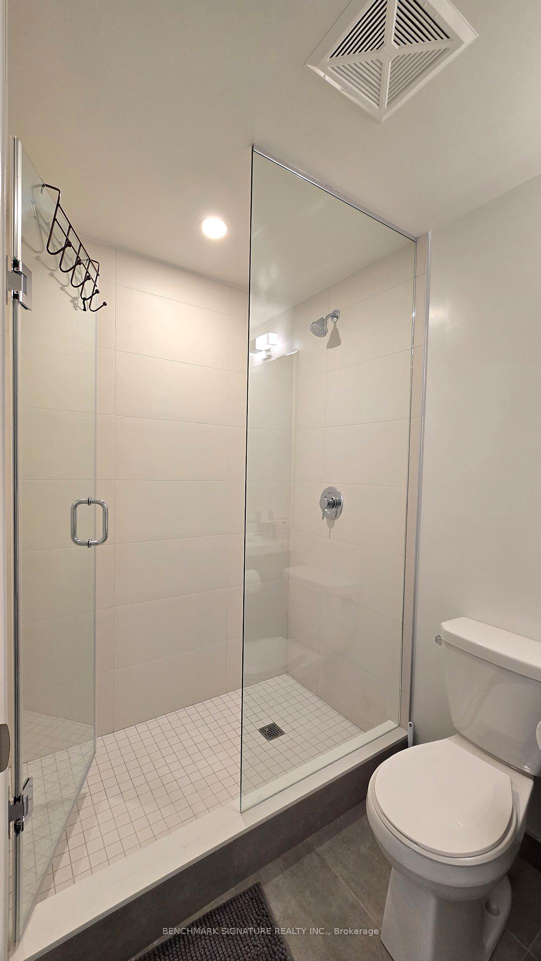 Photo 11 of Unit 4603, 8 Widmer Street, Toronto, Waterfront Communities — HOMEH