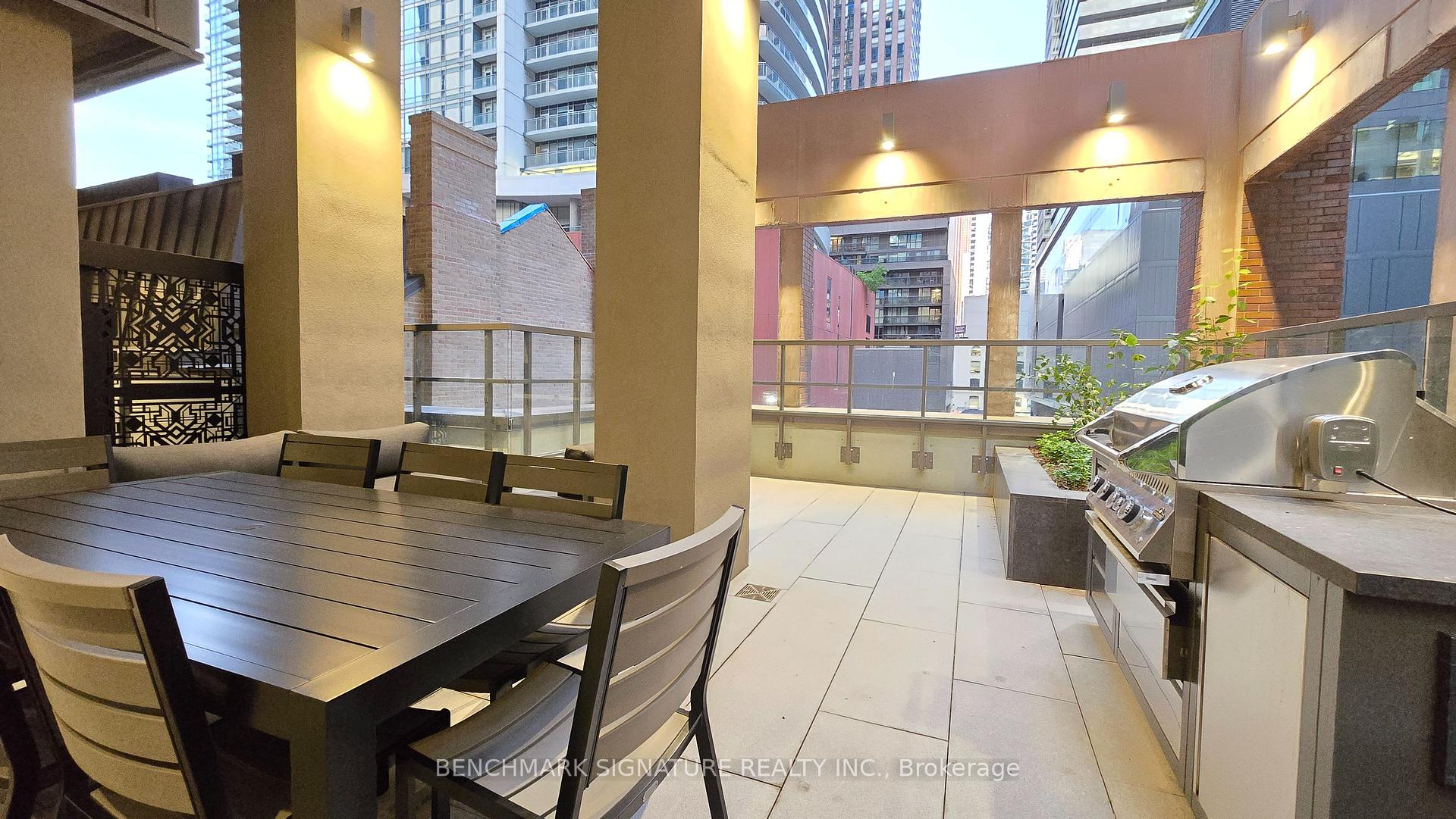 Photo 22 of Unit 4603, 8 Widmer Street, Toronto, Waterfront Communities — HOMEH