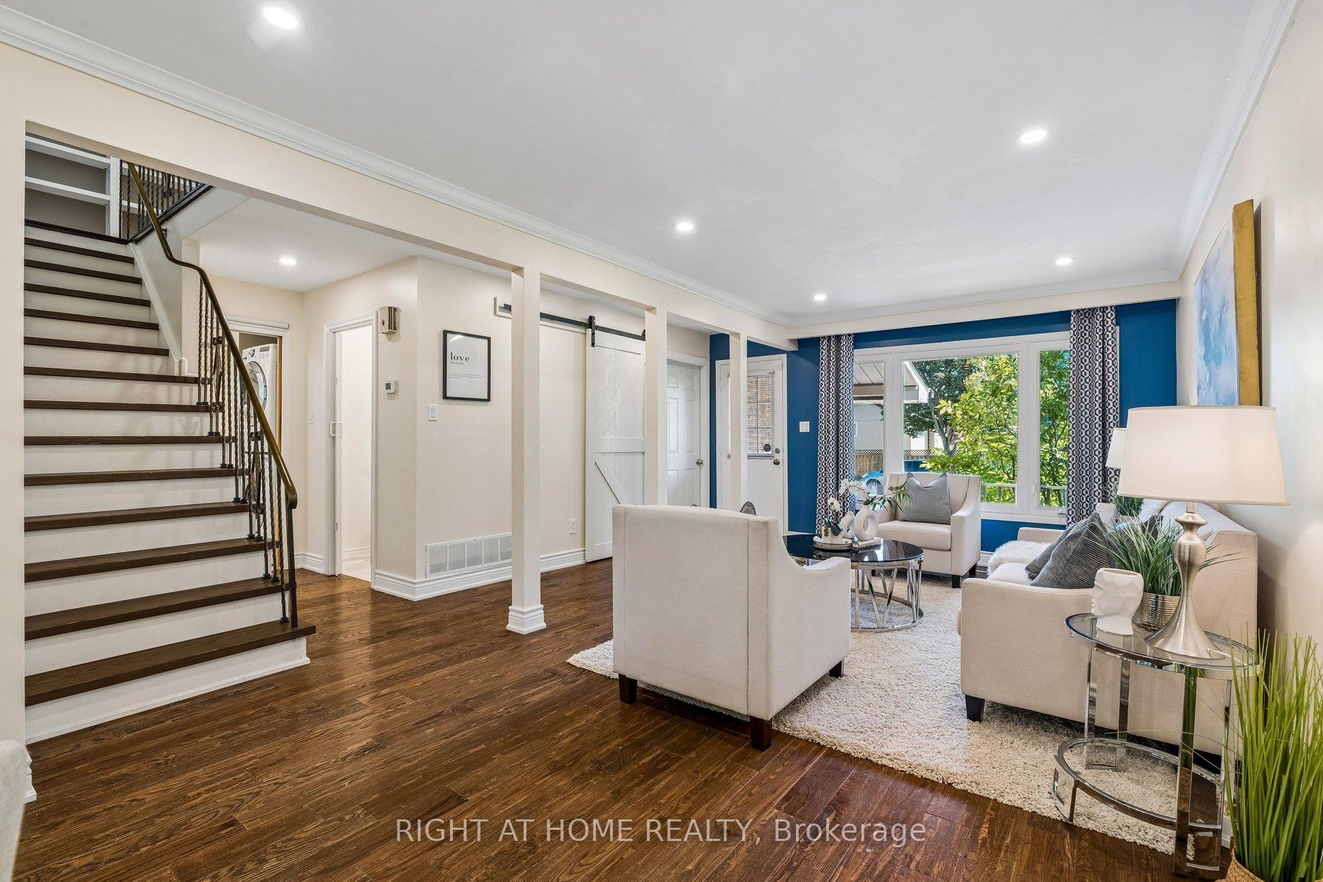 Photo 8 of 3363 Masthead Crescent, Mississauga, Erin Mills — HOMEH