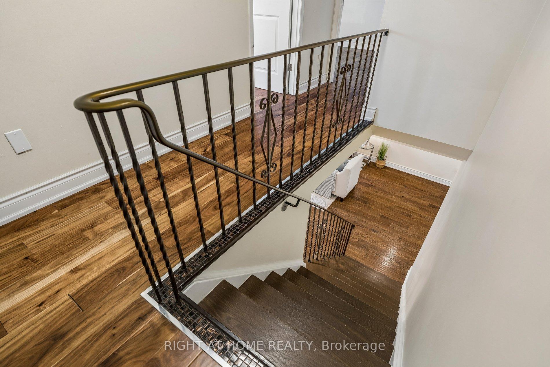 Photo 18 of 3363 Masthead Crescent, Mississauga, Erin Mills — HOMEH