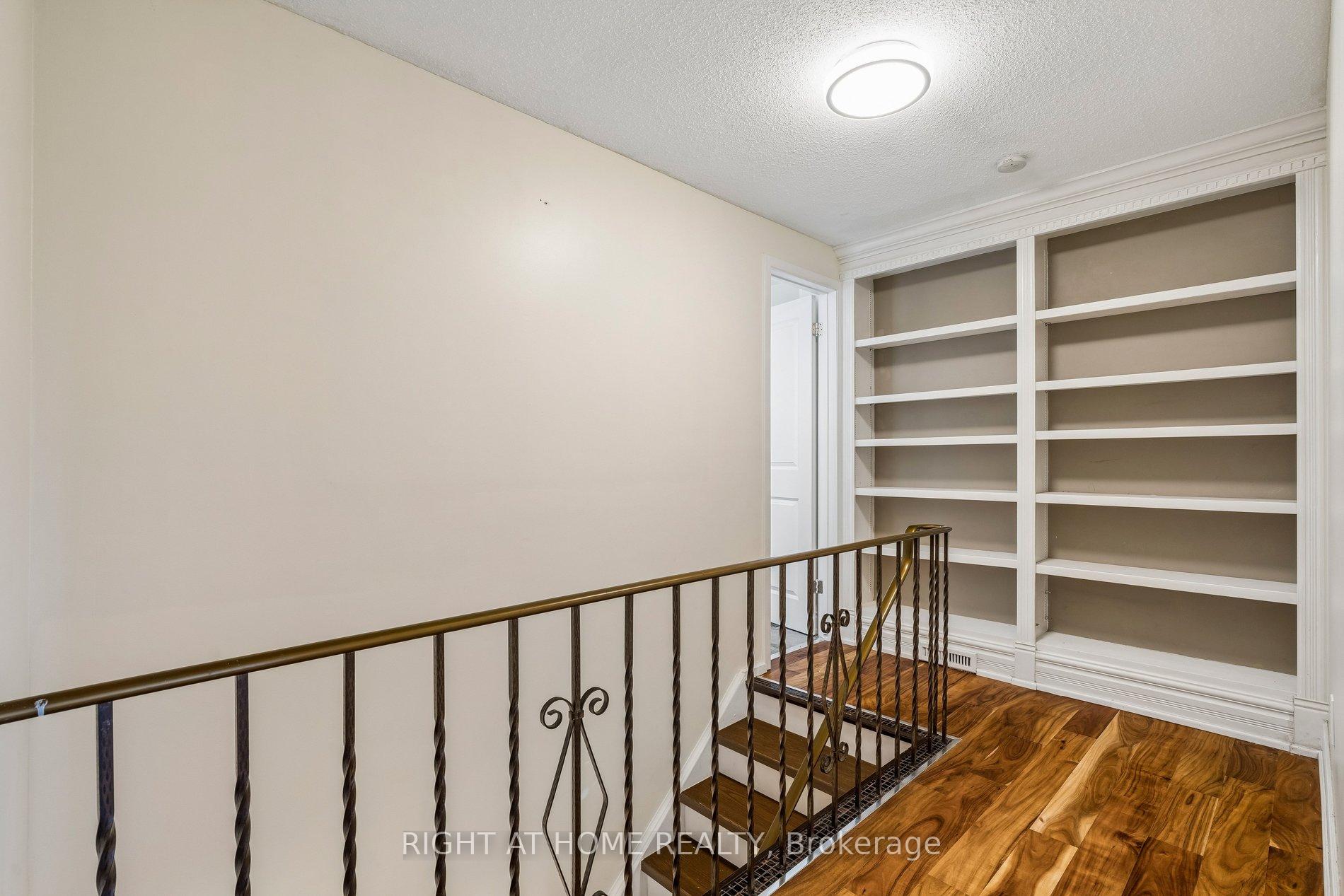 Photo 19 of 3363 Masthead Crescent, Mississauga, Erin Mills — HOMEH
