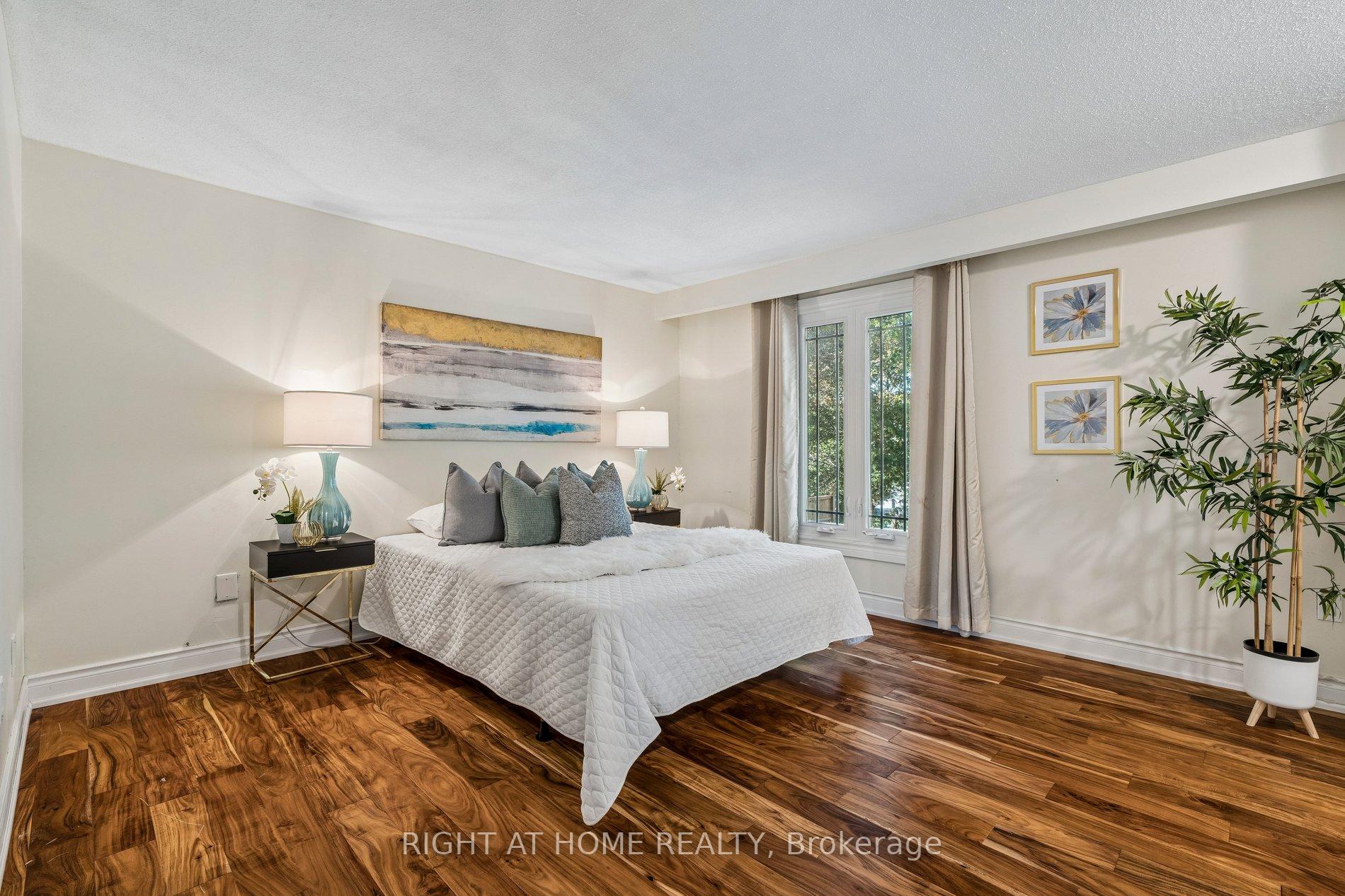 Photo 20 of 3363 Masthead Crescent, Mississauga, Erin Mills — HOMEH