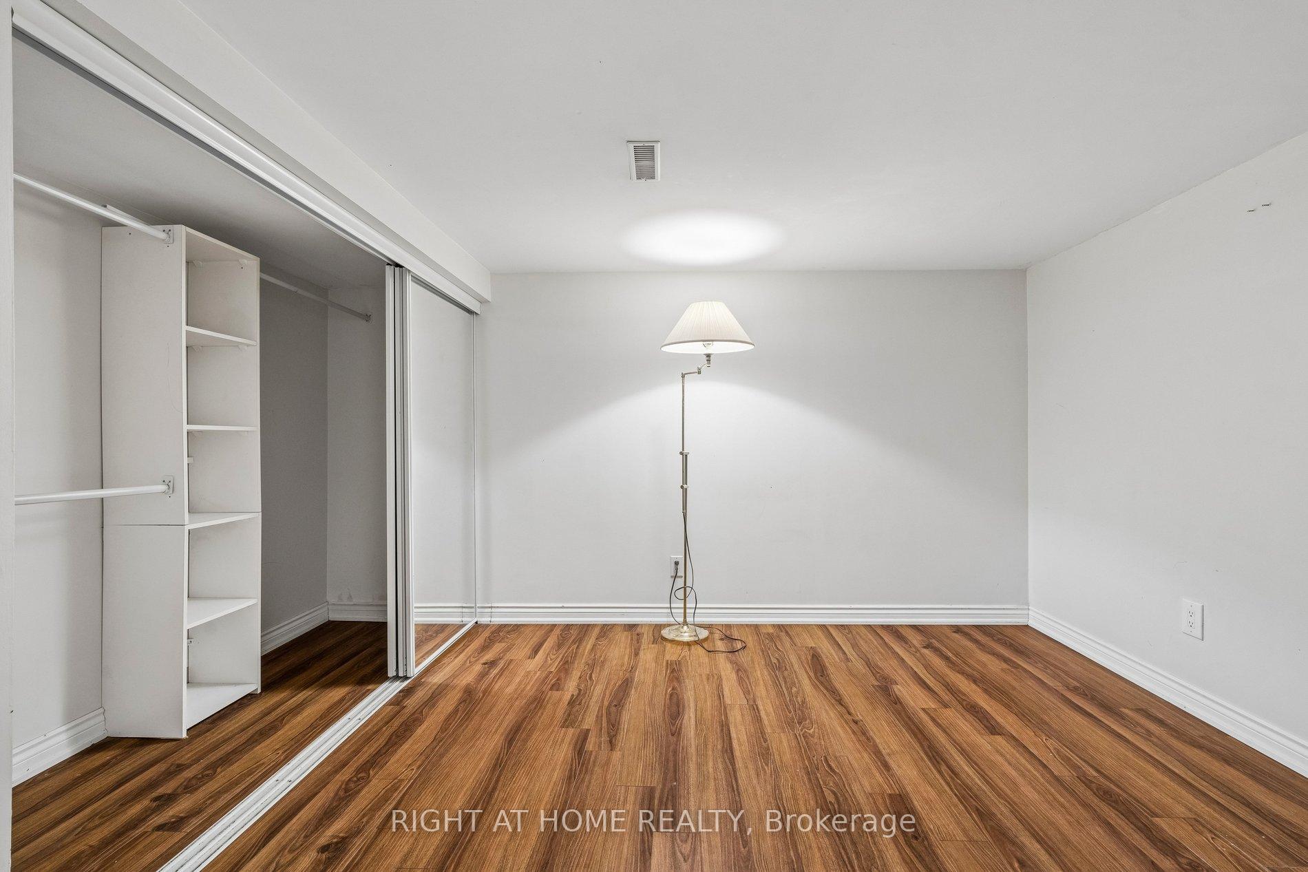 Photo 24 of 3363 Masthead Crescent, Mississauga, Erin Mills — HOMEH