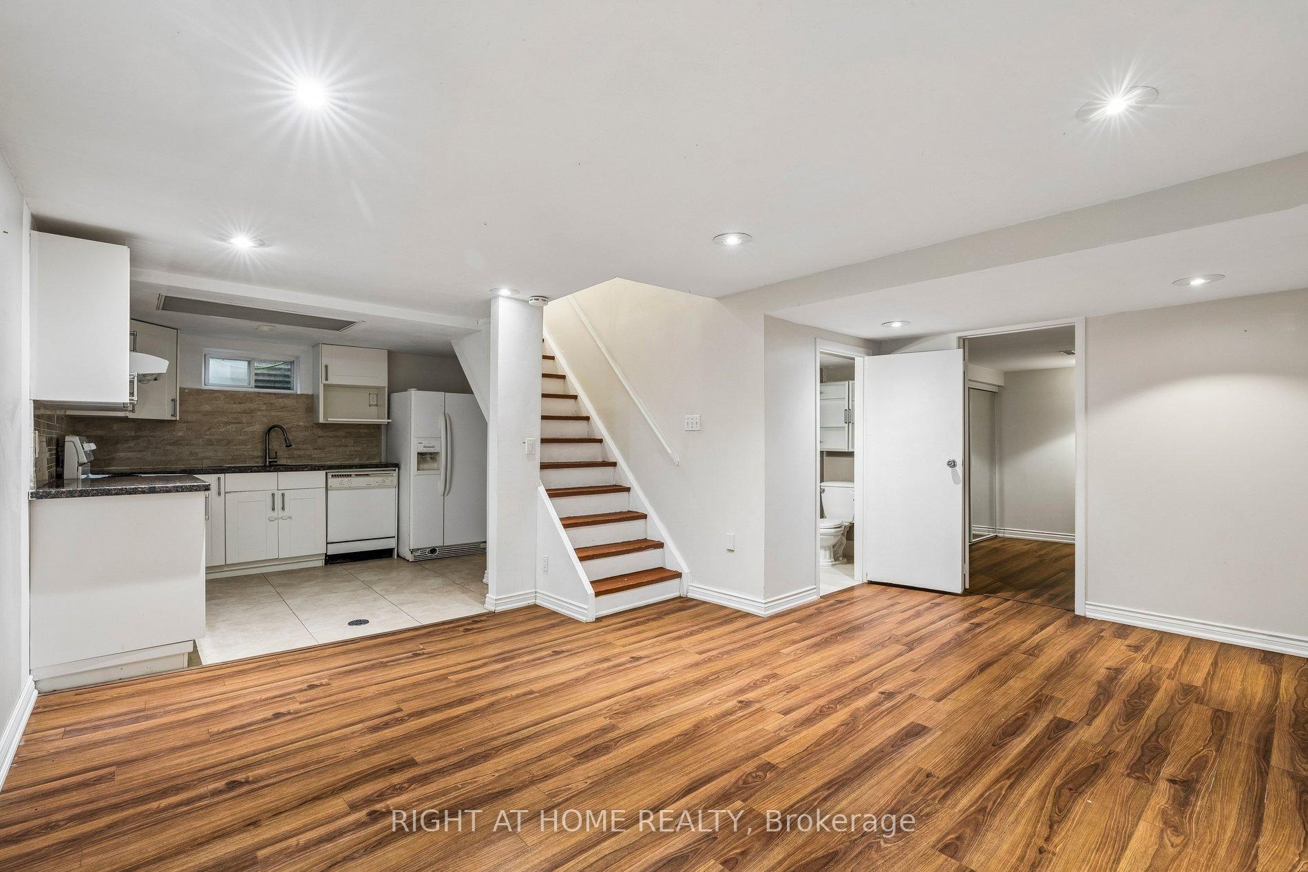 Photo 29 of 3363 Masthead Crescent, Mississauga, Erin Mills — HOMEH