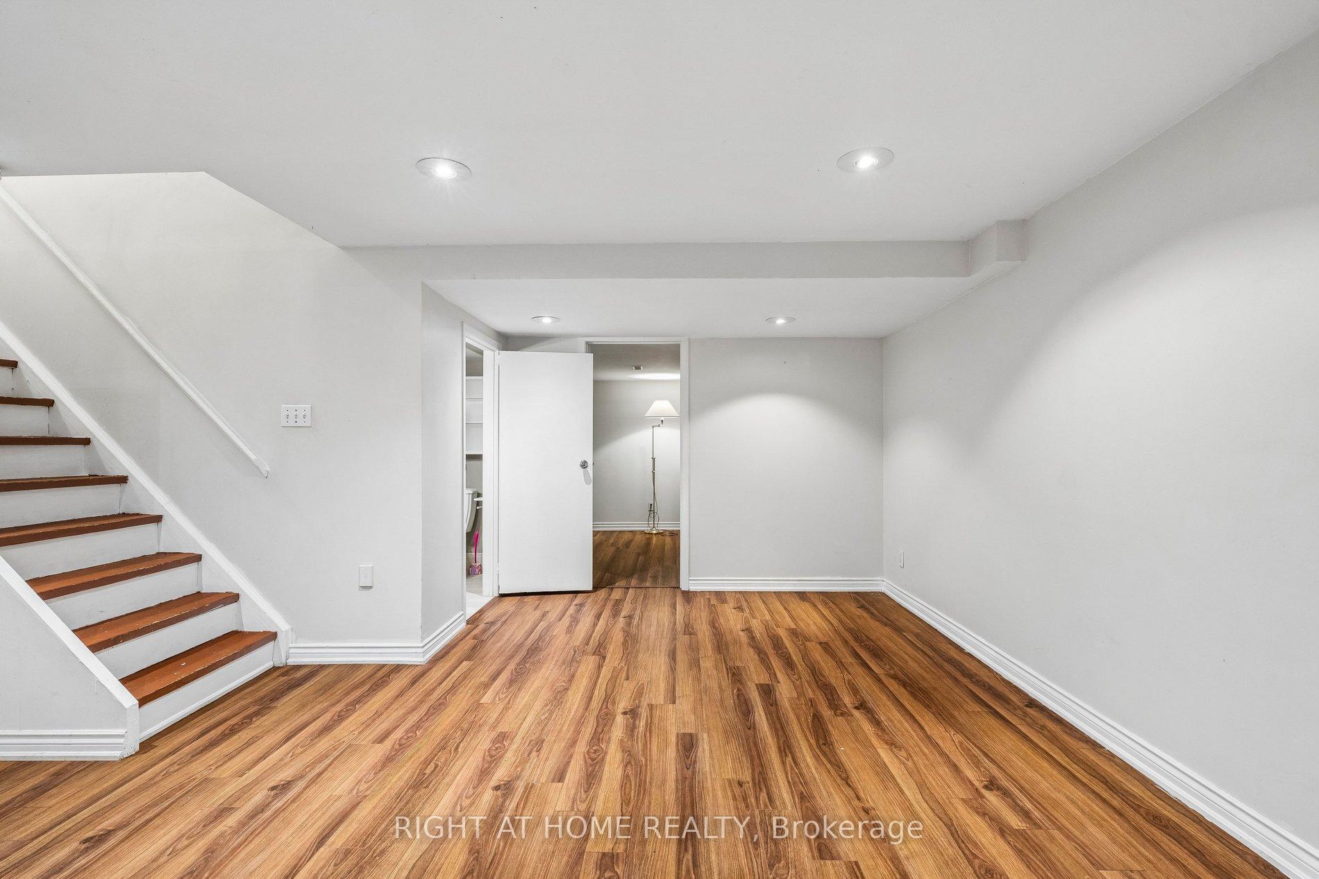 Photo 30 of 3363 Masthead Crescent, Mississauga, Erin Mills — HOMEH