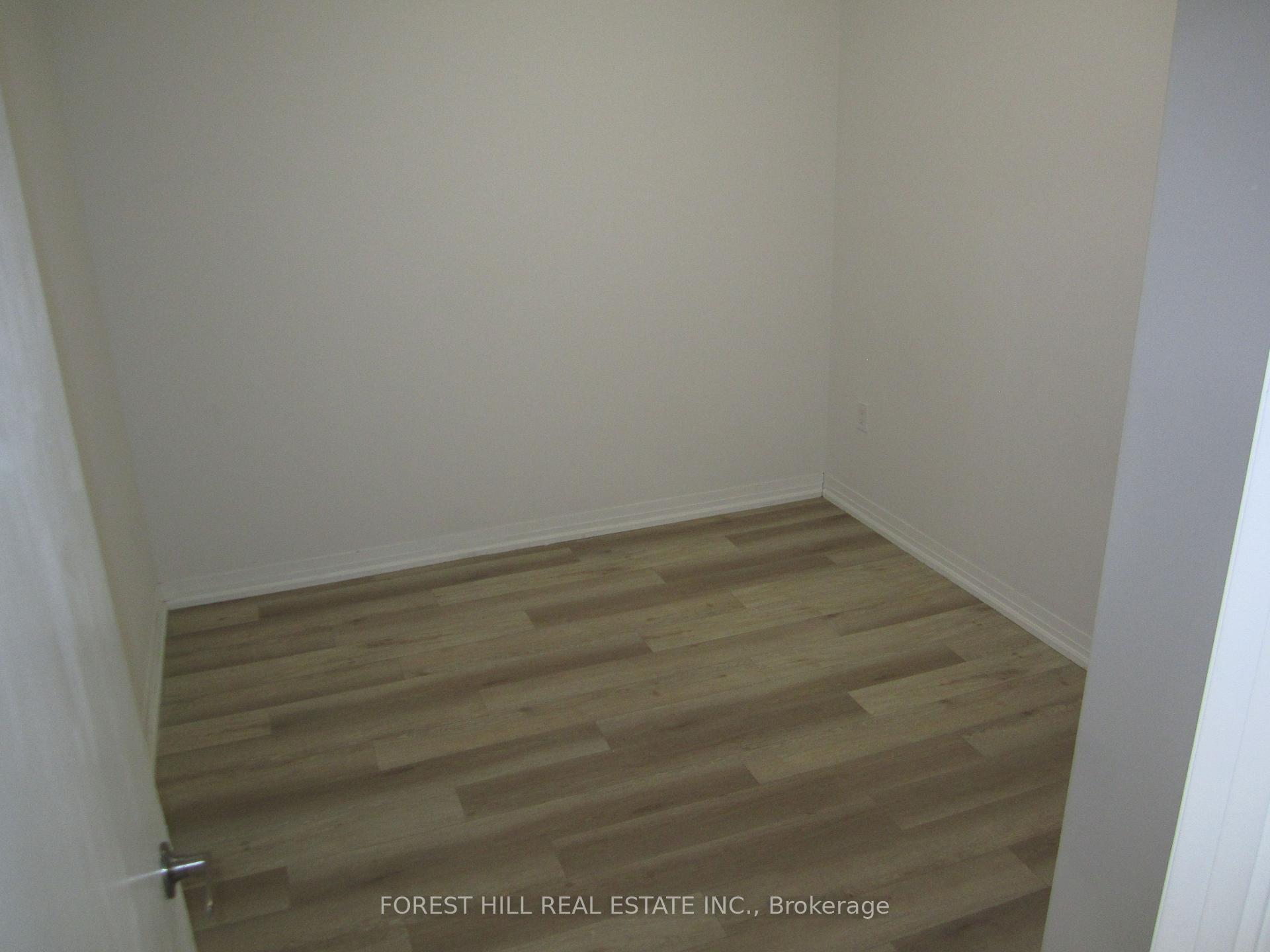 Photo 8 of Unit 308, 8010 Kipling Avenue, Vaughan, West Woodbridge — HOMEH