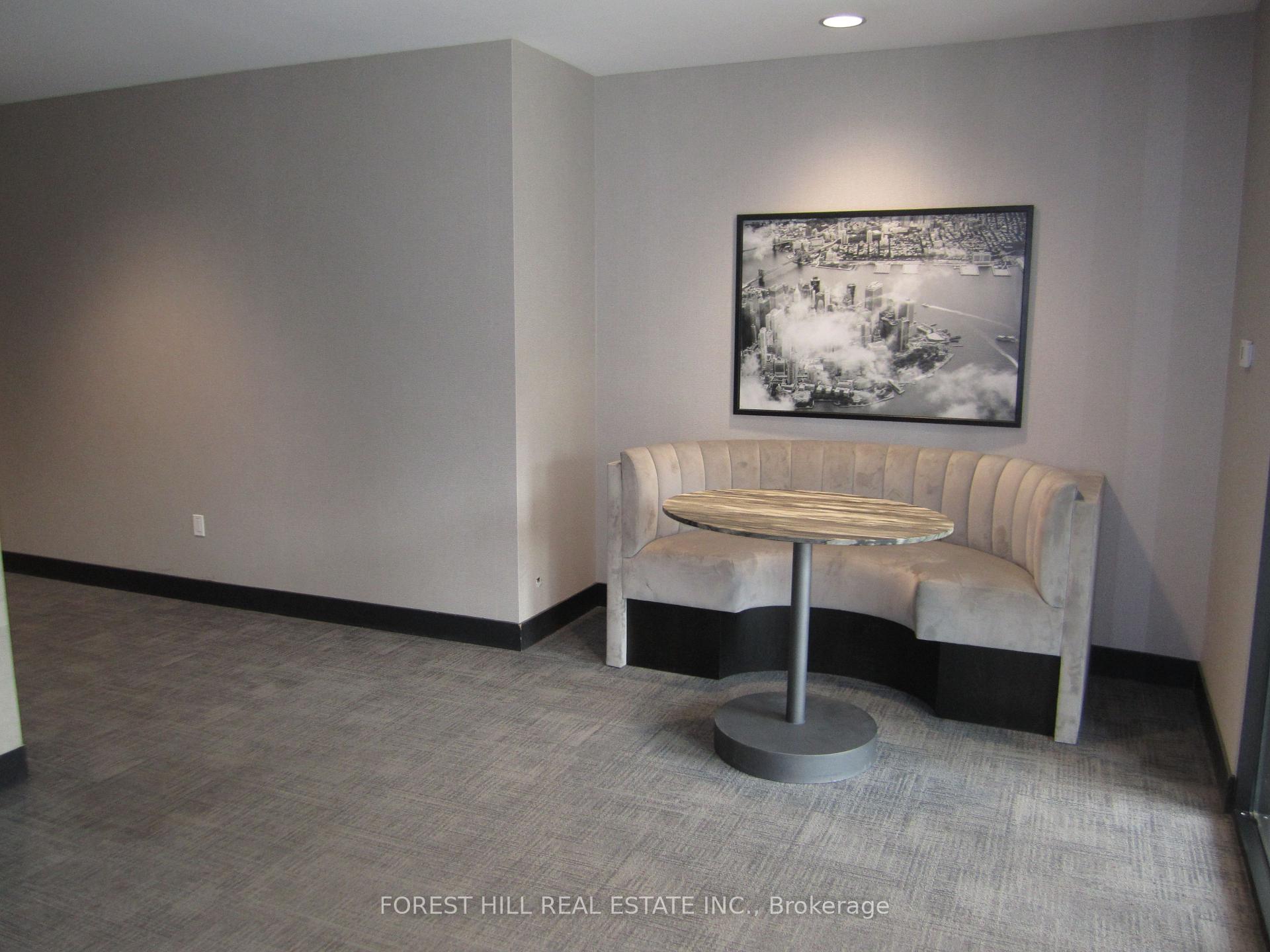 Photo 12 of Unit 308, 8010 Kipling Avenue, Vaughan, West Woodbridge — HOMEH