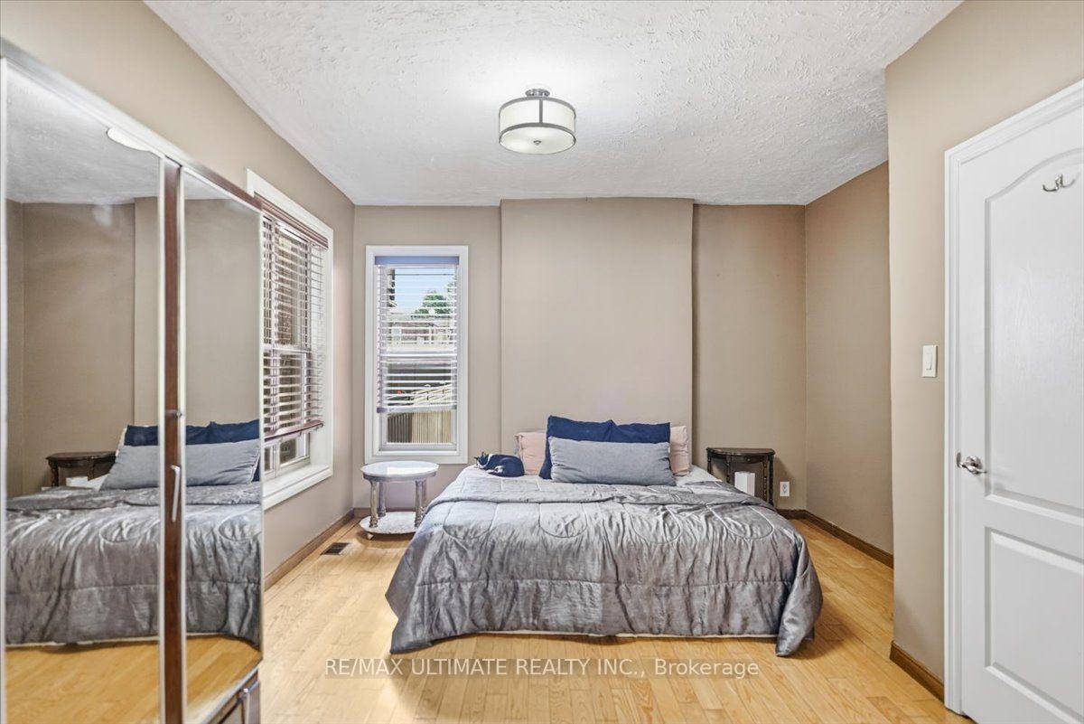 Photo 9 of 299 Delaware Avenue, Toronto, Dovercourt-Wallace Emerson-Junction — HOMEH