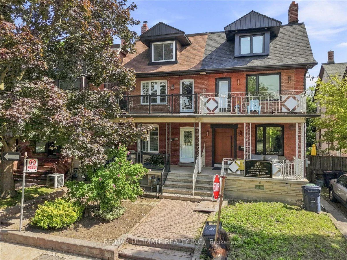 Photo 3 of 299 Delaware Avenue, Toronto, Dovercourt-Wallace Emerson-Junction — HOMEH