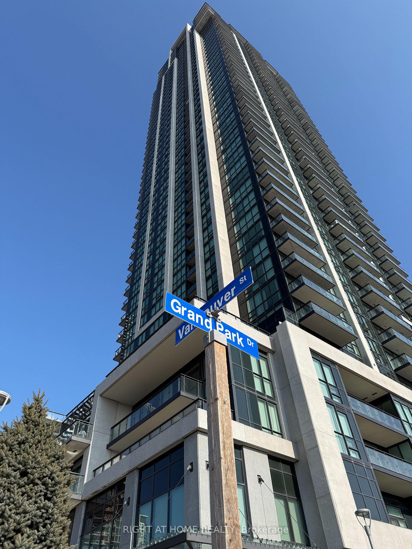 Photo 1 of 3975 Grand Park Drive, Mississauga, City Centre — HOMEH