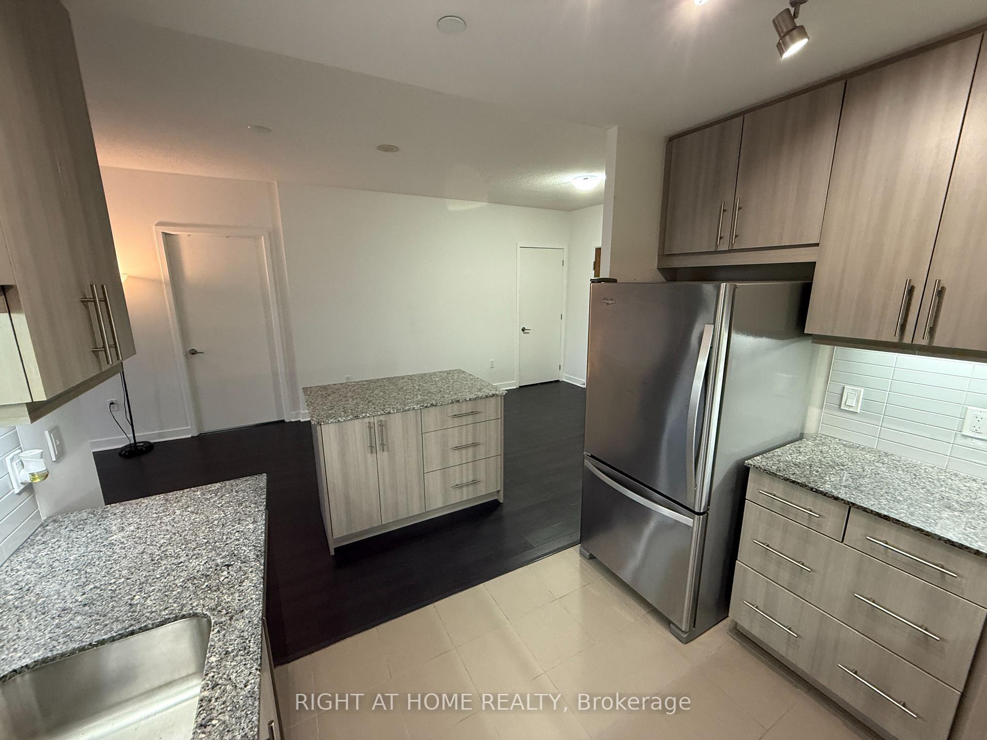 Photo 20 of 3975 Grand Park Drive, Mississauga, City Centre — HOMEH