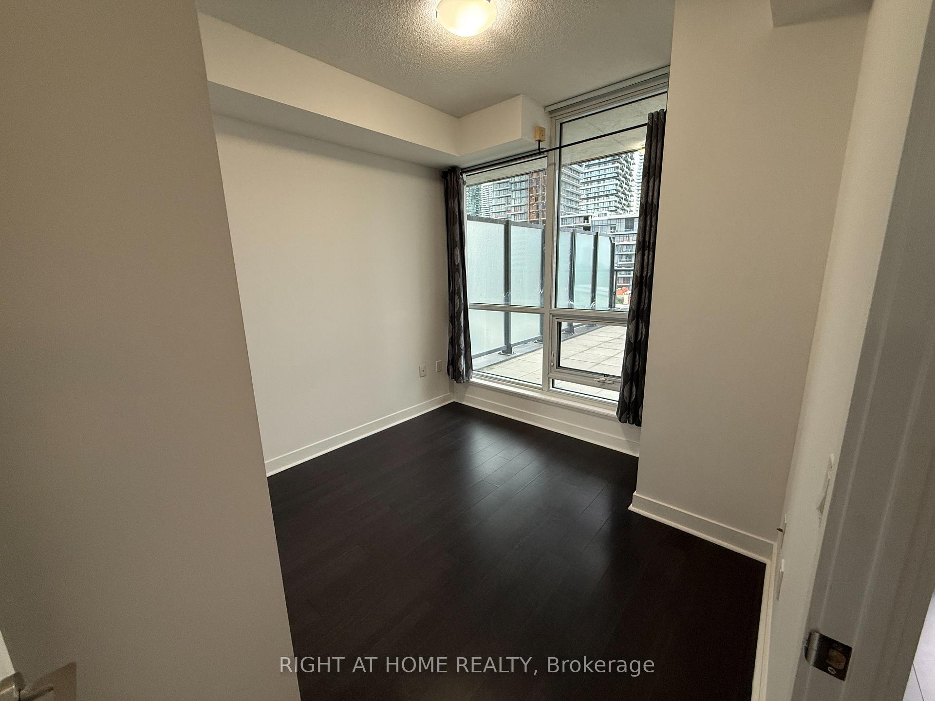 Photo 23 of 3975 Grand Park Drive, Mississauga, City Centre — HOMEH