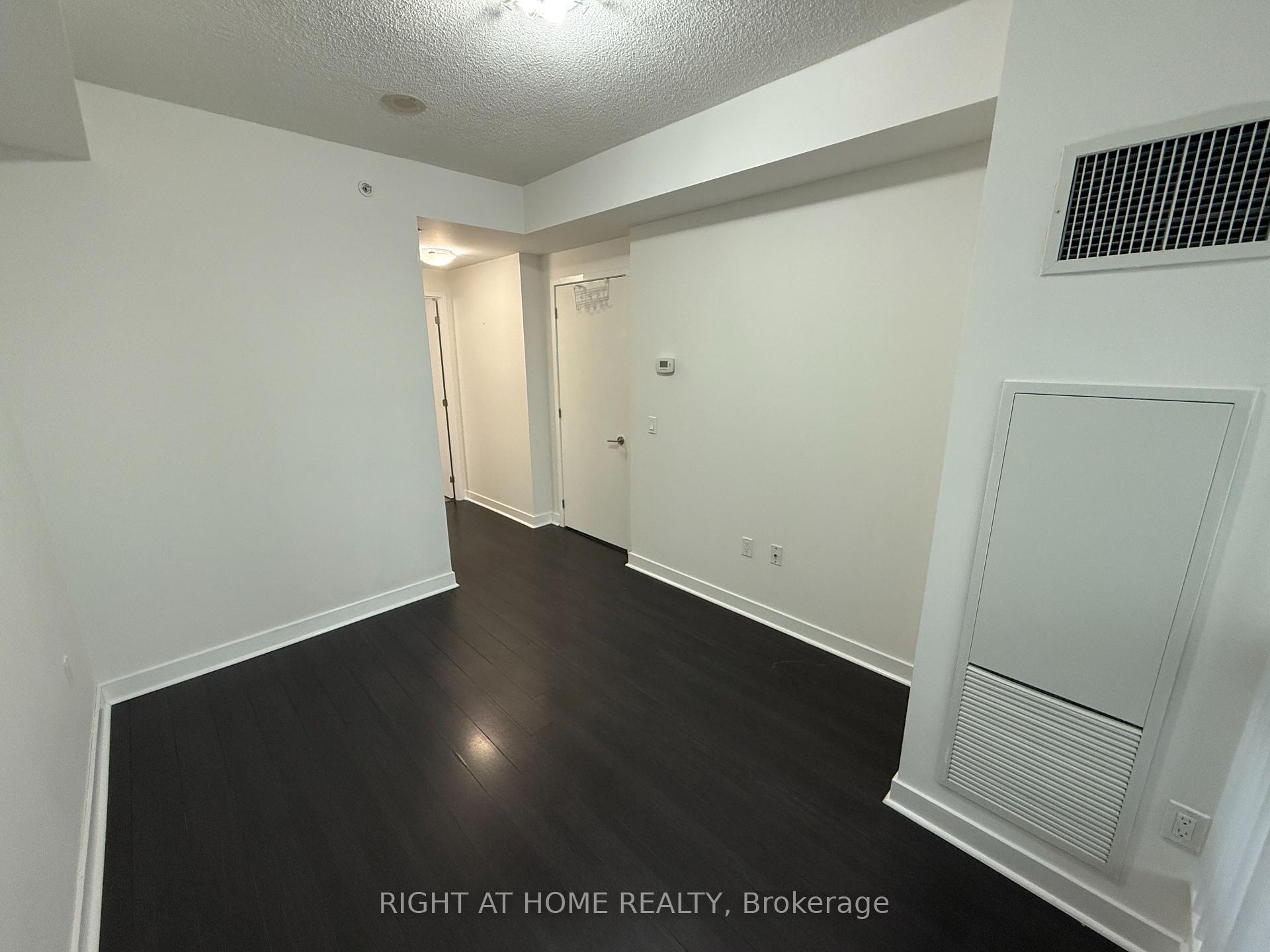 Photo 28 of 3975 Grand Park Drive, Mississauga, City Centre — HOMEH