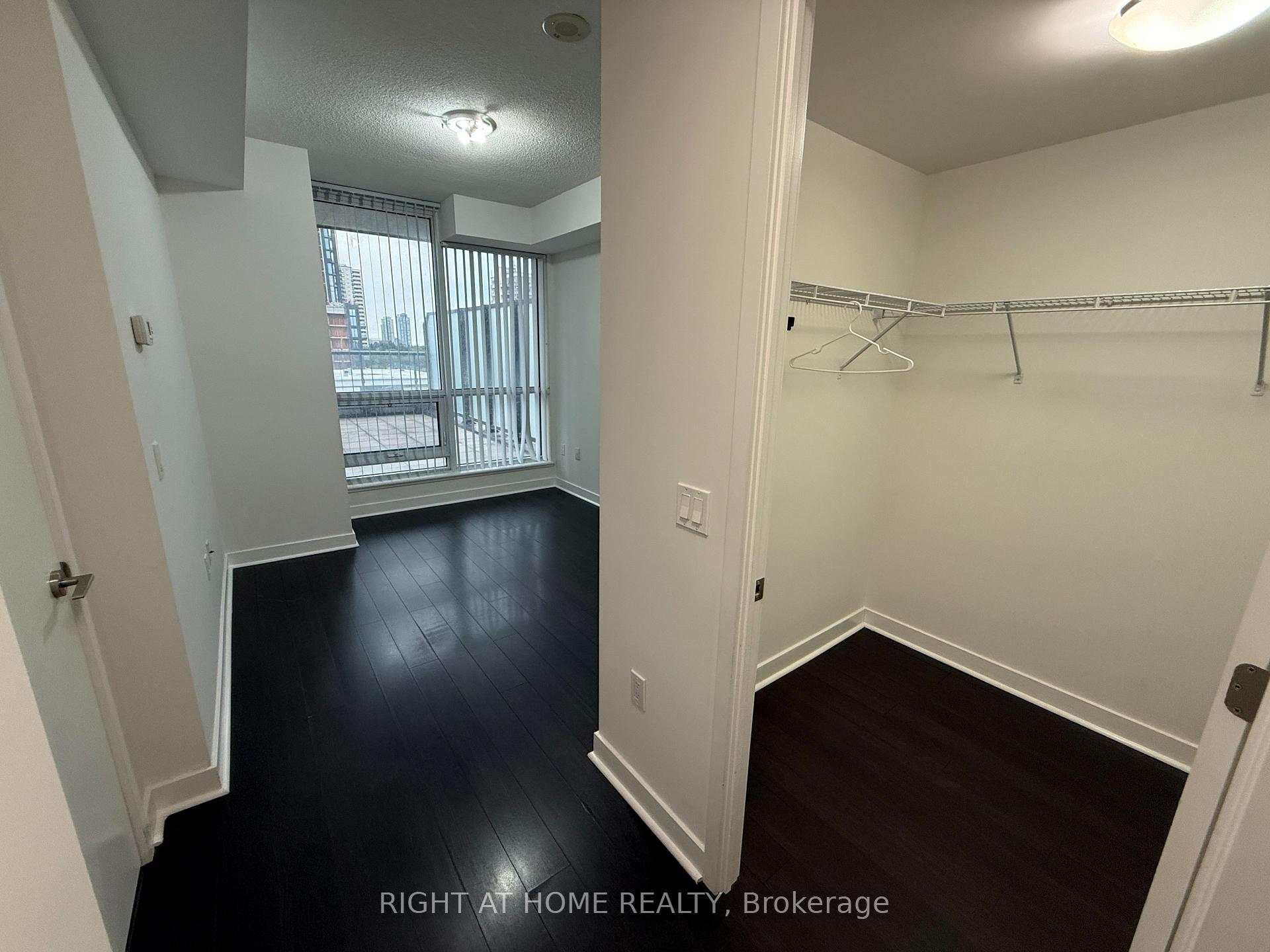 Photo 32 of 3975 Grand Park Drive, Mississauga, City Centre — HOMEH