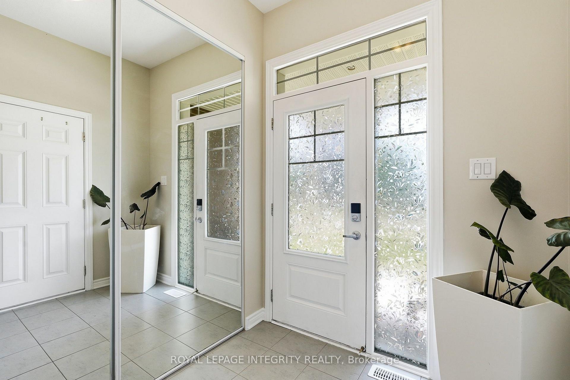 Photo 4 of 190 Yellowcress Way, Ottawa, Avalon West — HOMEH