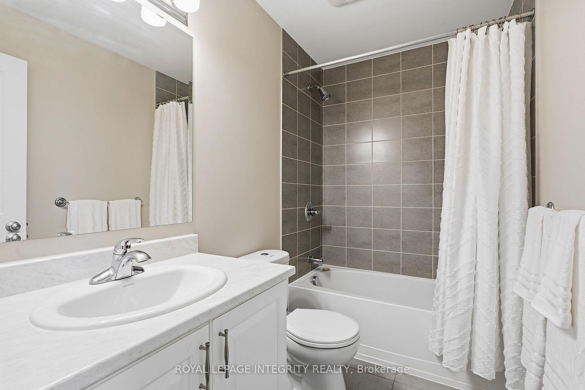 Photo 16 of 190 Yellowcress Way, Ottawa, Avalon West — HOMEH