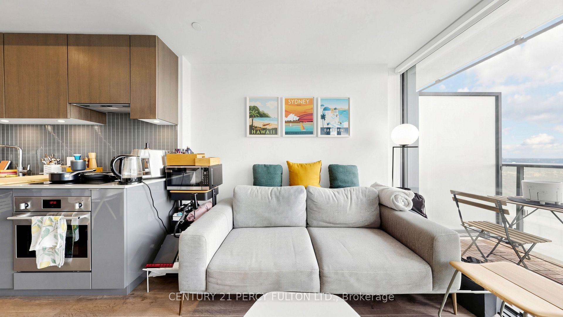 Photo 10 of Unit 4207, 161 Roehampton Avenue, Toronto, Mount Pleasant West — HOMEH