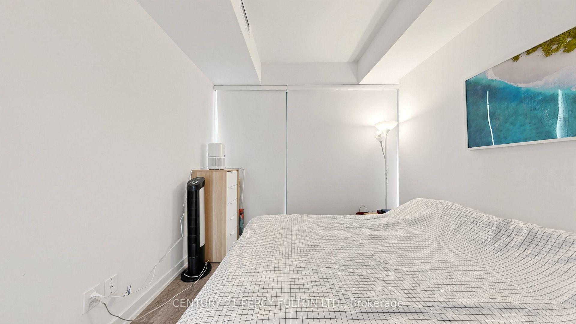 Photo 22 of Unit 4207, 161 Roehampton Avenue, Toronto, Mount Pleasant West — HOMEH