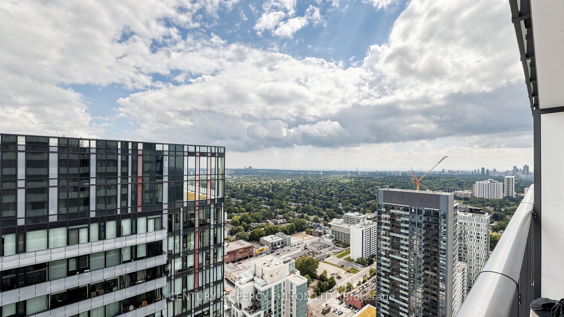 Photo 35 of Unit 4207, 161 Roehampton Avenue, Toronto, Mount Pleasant West — HOMEH