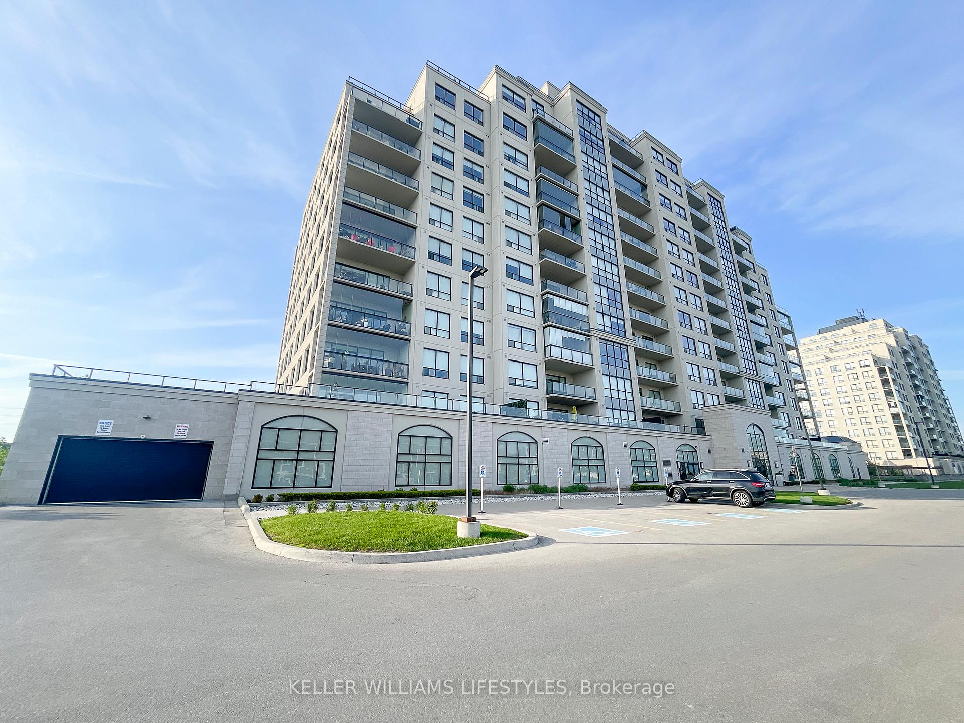 Photo of Unit 512, 260 Village Walk Boulevard