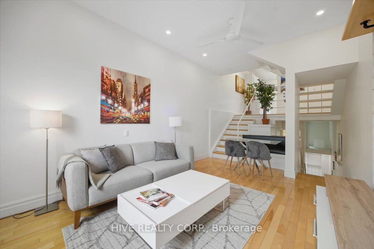 Photo 8 of Unit D, 957 Broadview Avenue, Toronto, Broadview North — HOMEH