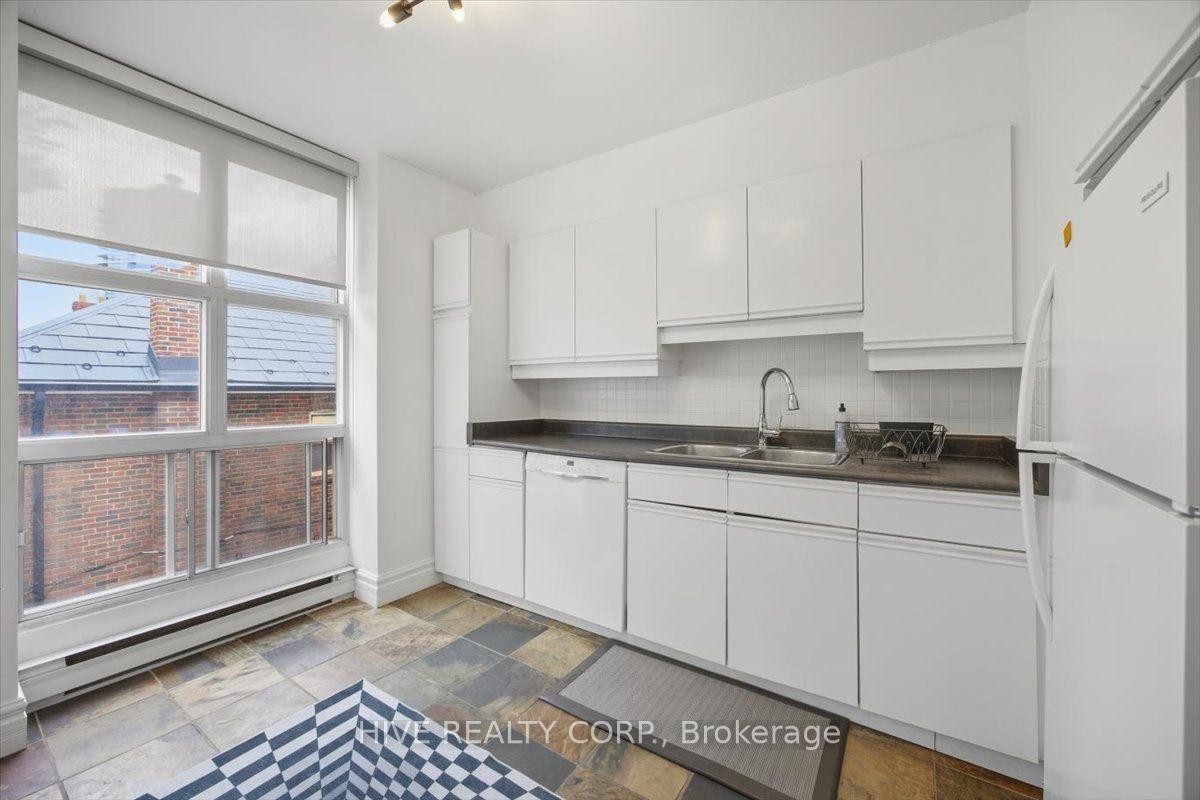 Photo 11 of Unit D, 957 Broadview Avenue, Toronto, Broadview North — HOMEH