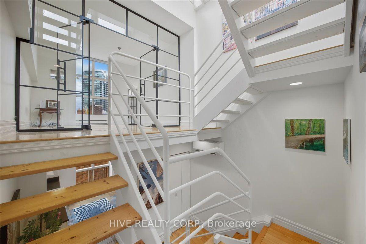 Photo 15 of Unit D, 957 Broadview Avenue, Toronto, Broadview North — HOMEH
