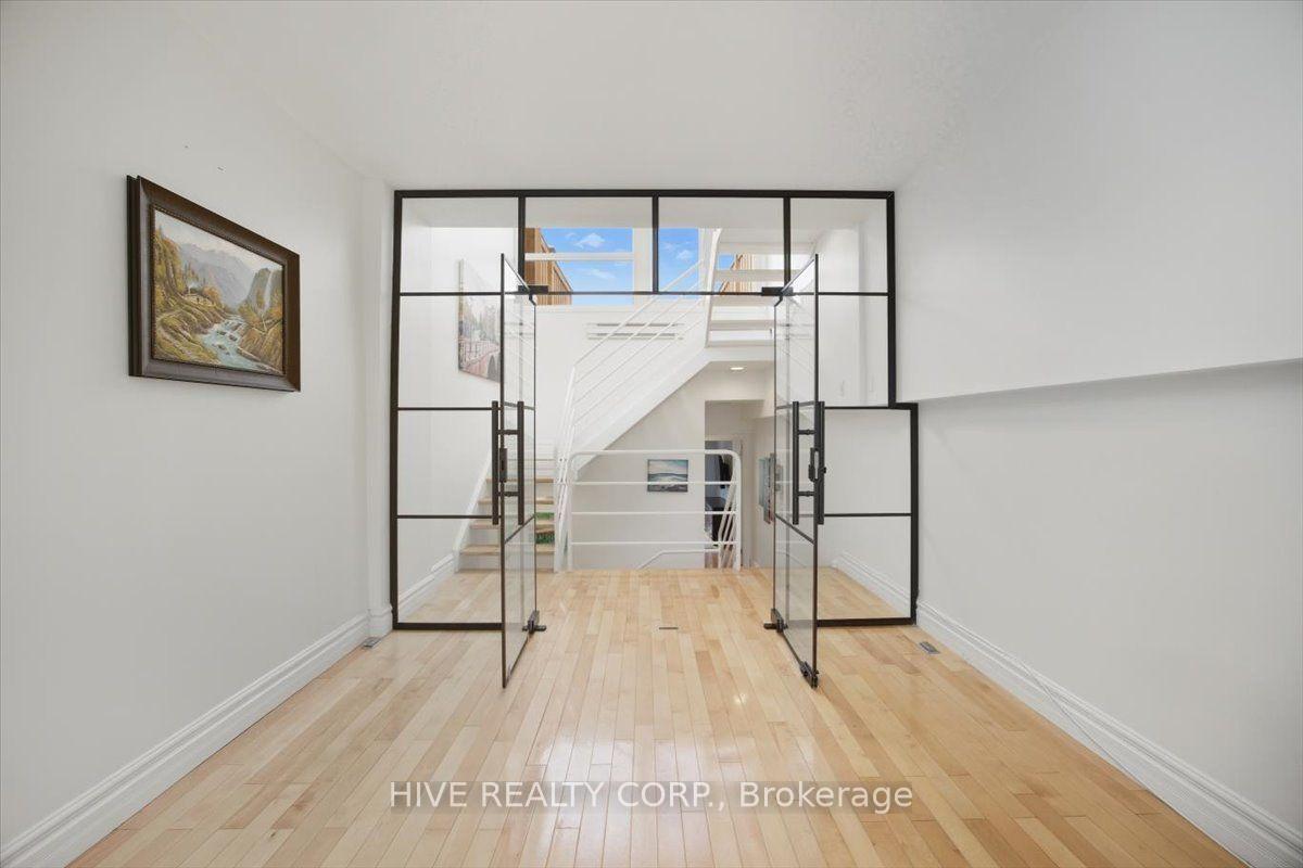 Photo 18 of Unit D, 957 Broadview Avenue, Toronto, Broadview North — HOMEH