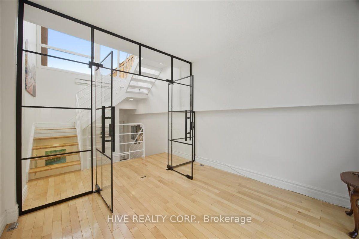 Photo 20 of Unit D, 957 Broadview Avenue, Toronto, Broadview North — HOMEH