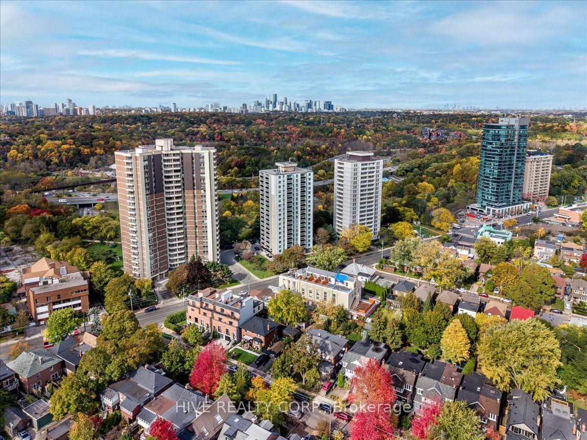 Photo 31 of Unit D, 957 Broadview Avenue, Toronto, Broadview North — HOMEH