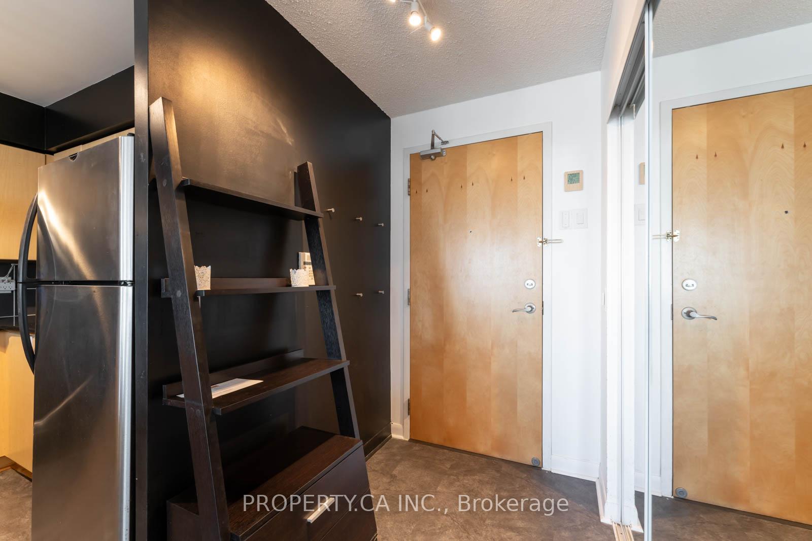 Photo 3 of Unit 1609, 4978 Yonge Street, North York, Lansing-Westgate — HOMEH