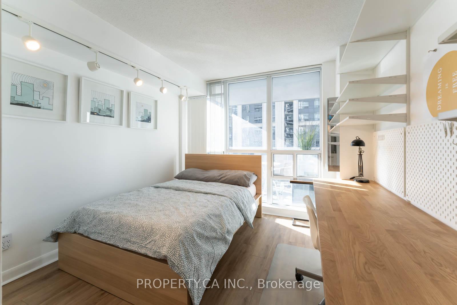 Photo 12 of Unit 1609, 4978 Yonge Street, North York, Lansing-Westgate — HOMEH