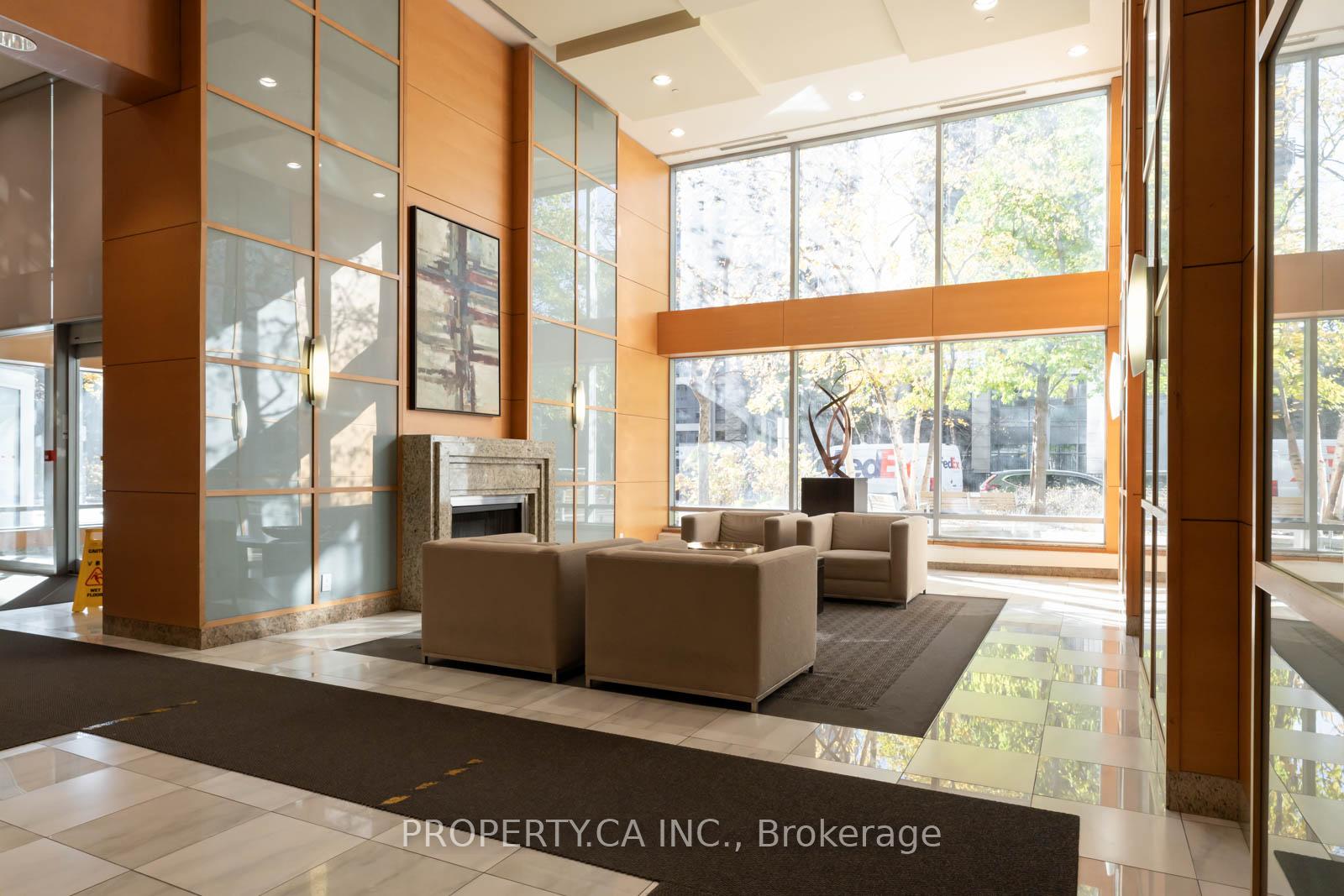 Photo 18 of Unit 1609, 4978 Yonge Street, North York, Lansing-Westgate — HOMEH