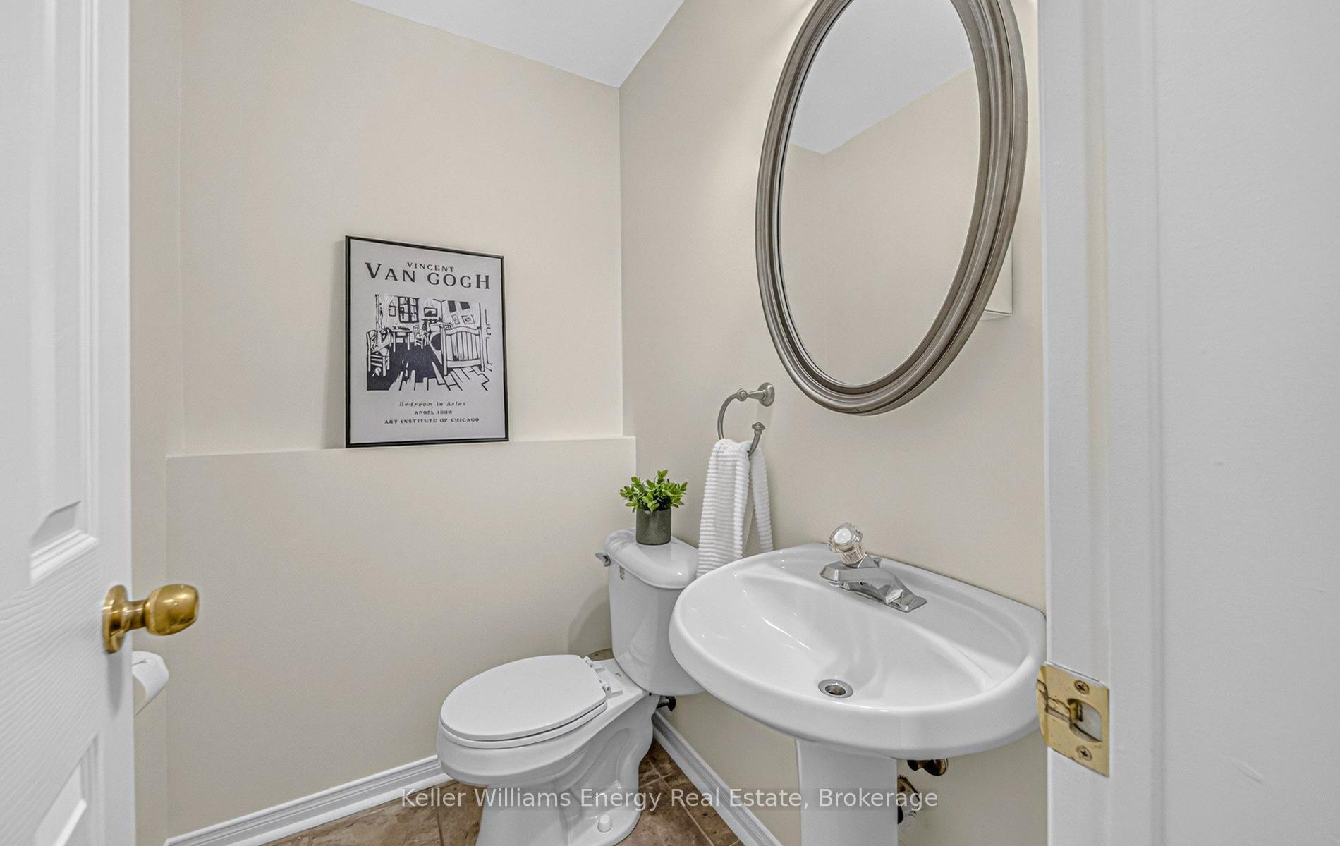 Photo 9 of 15 Steamer Drive, Whitby, Port Whitby — HOMEH