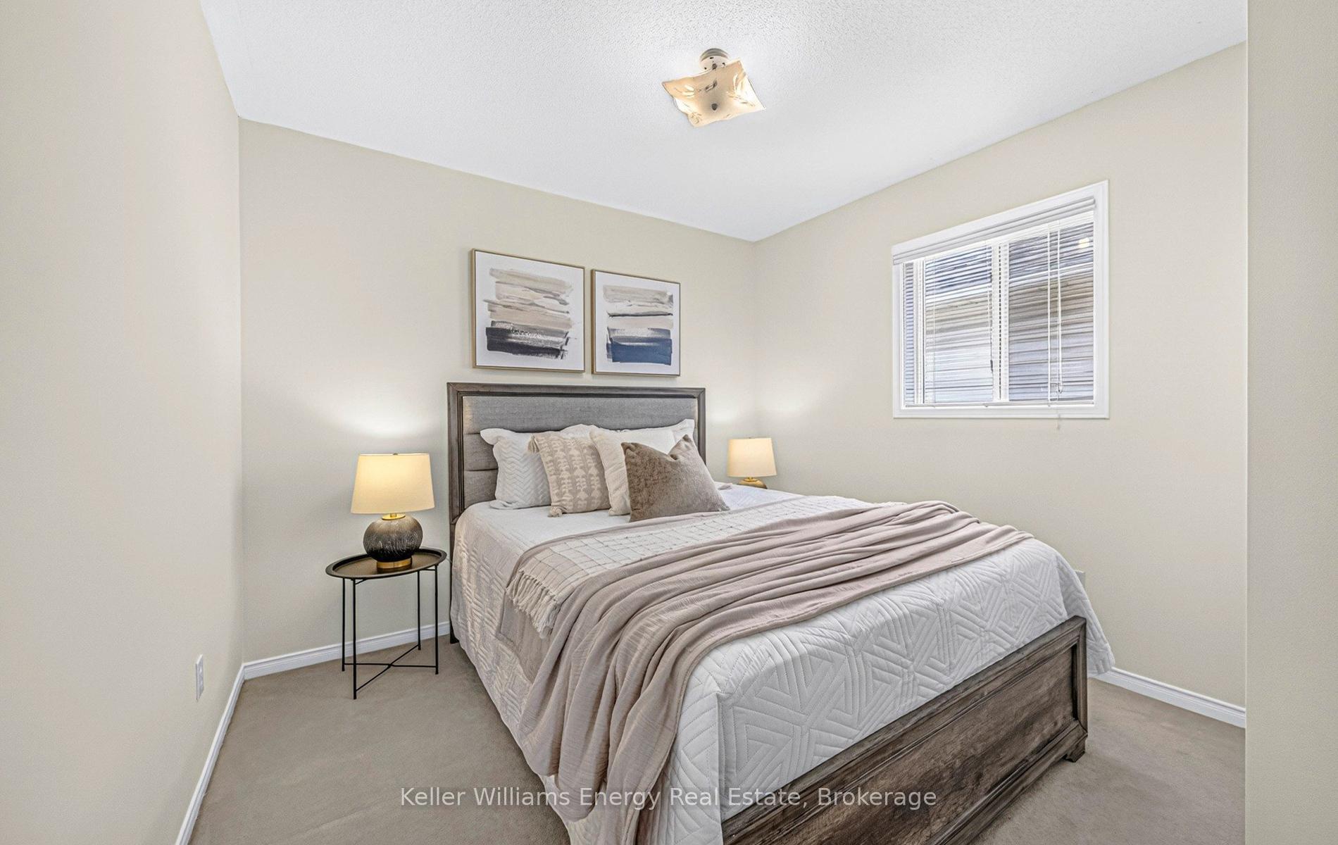 Photo 31 of 15 Steamer Drive, Whitby, Port Whitby — HOMEH