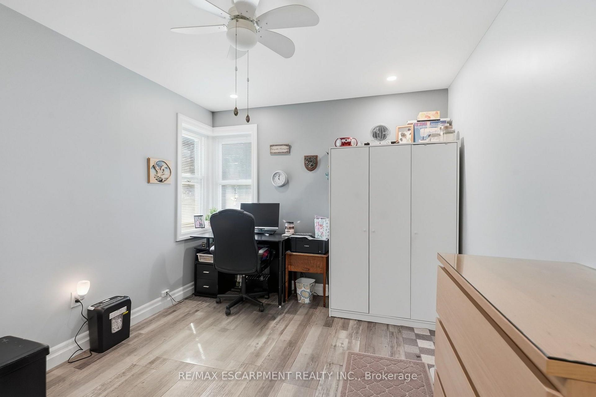 Photo 25 of 108 Sutherland Street E, Haldimand — HOMEH