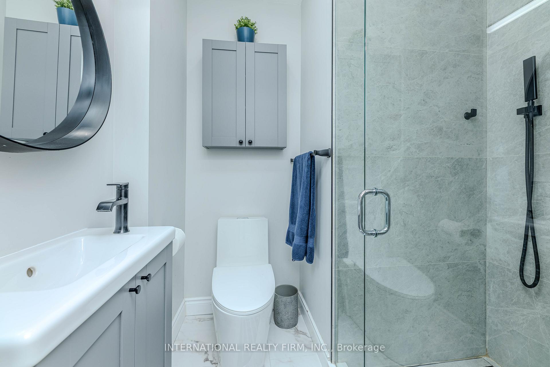 Photo 20 of 1291 Consort Crescent, Burlington, Palmer — HOMEH